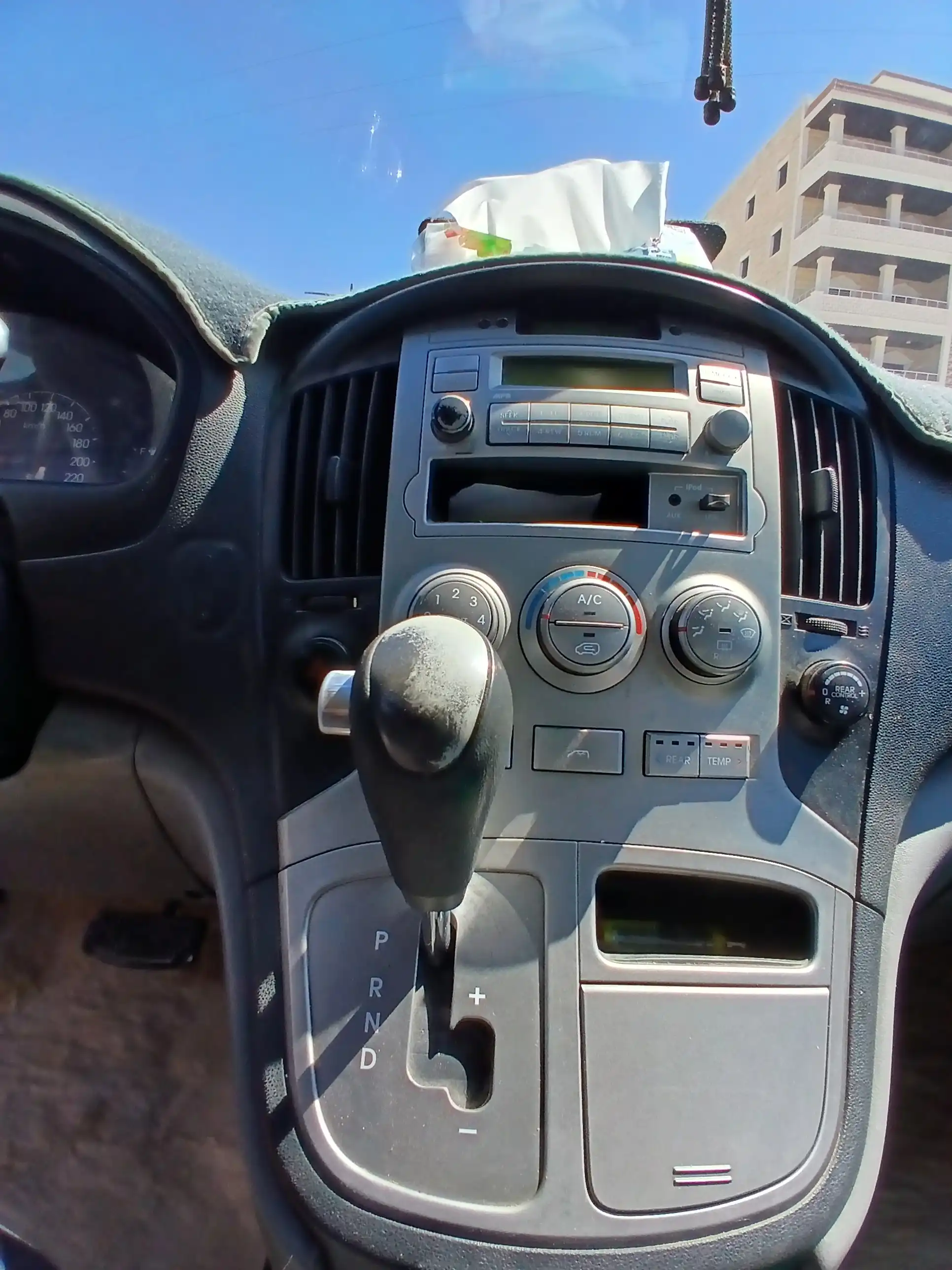 kilometrage car sale hyundai grand starex cvx van used 2012 aleppo jb image