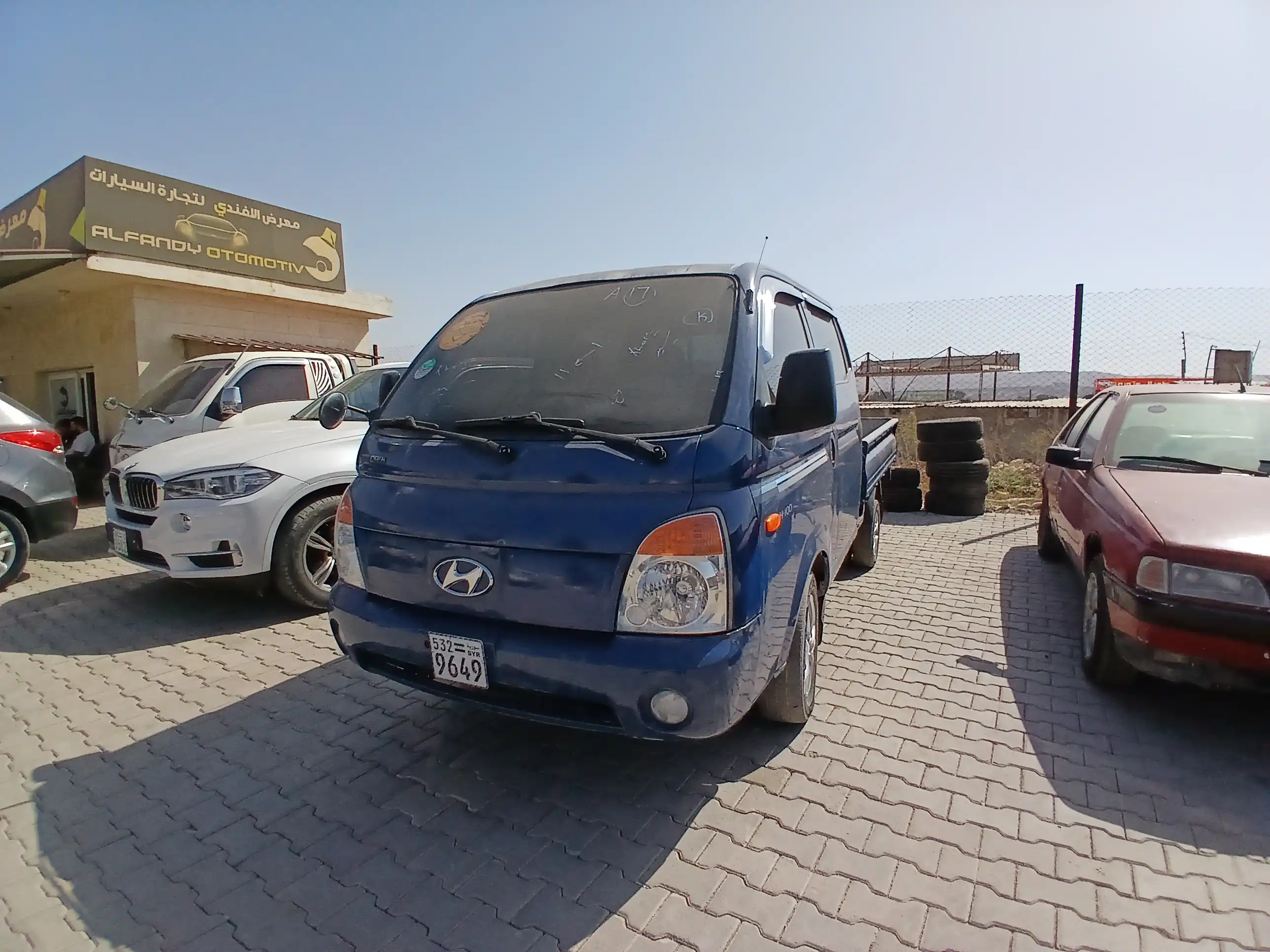 kilometrage car sale hyundai porter 2 crdi cargo truck used 2011 aleppo vz image