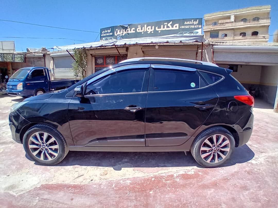 kilometrage car sale hyundai tucson standard suv used 2012 aleppo xy image
