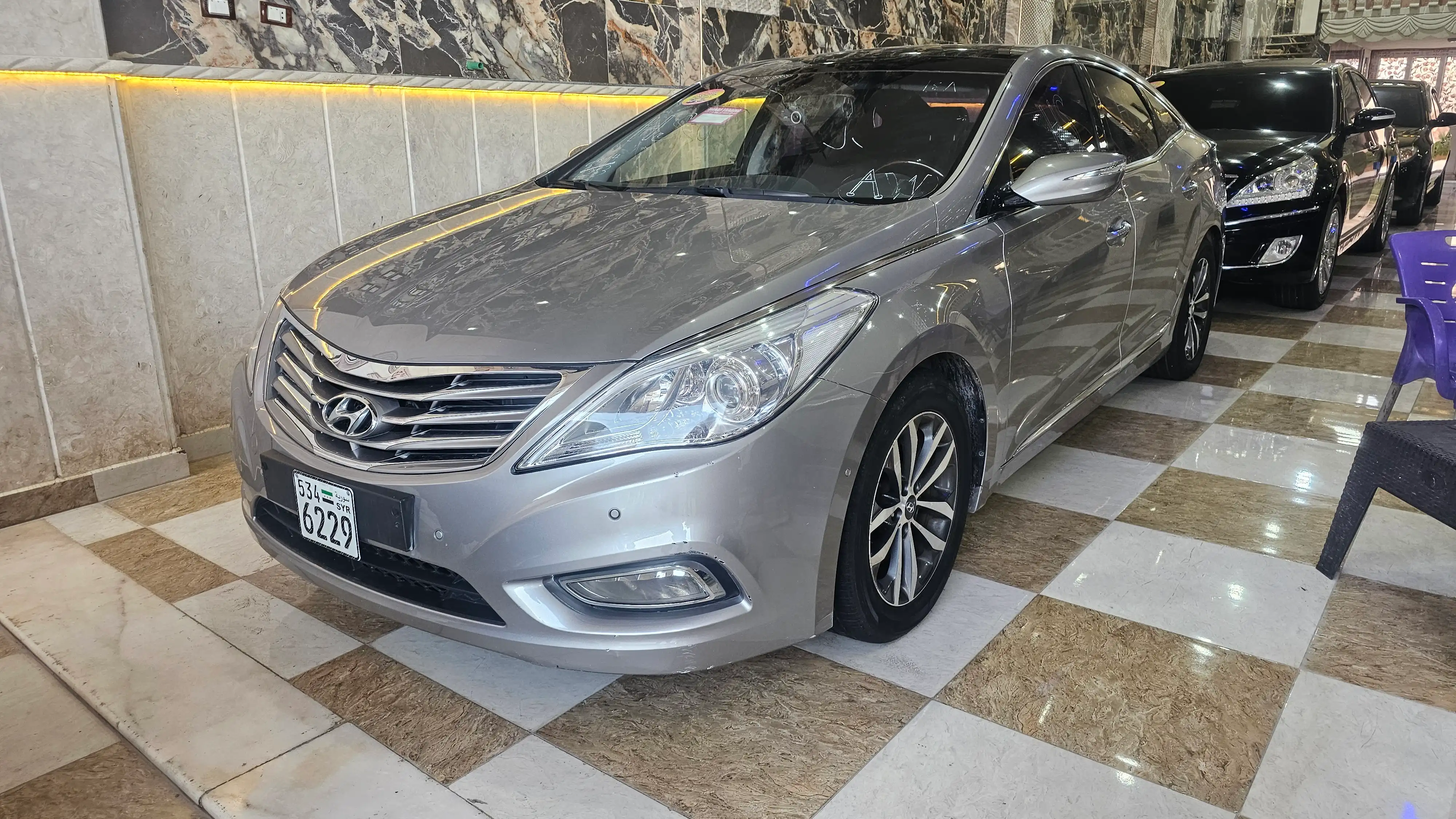 kilometrage car sale hyundai grandeur hg 240 sedan used 2012 aleppo kp image