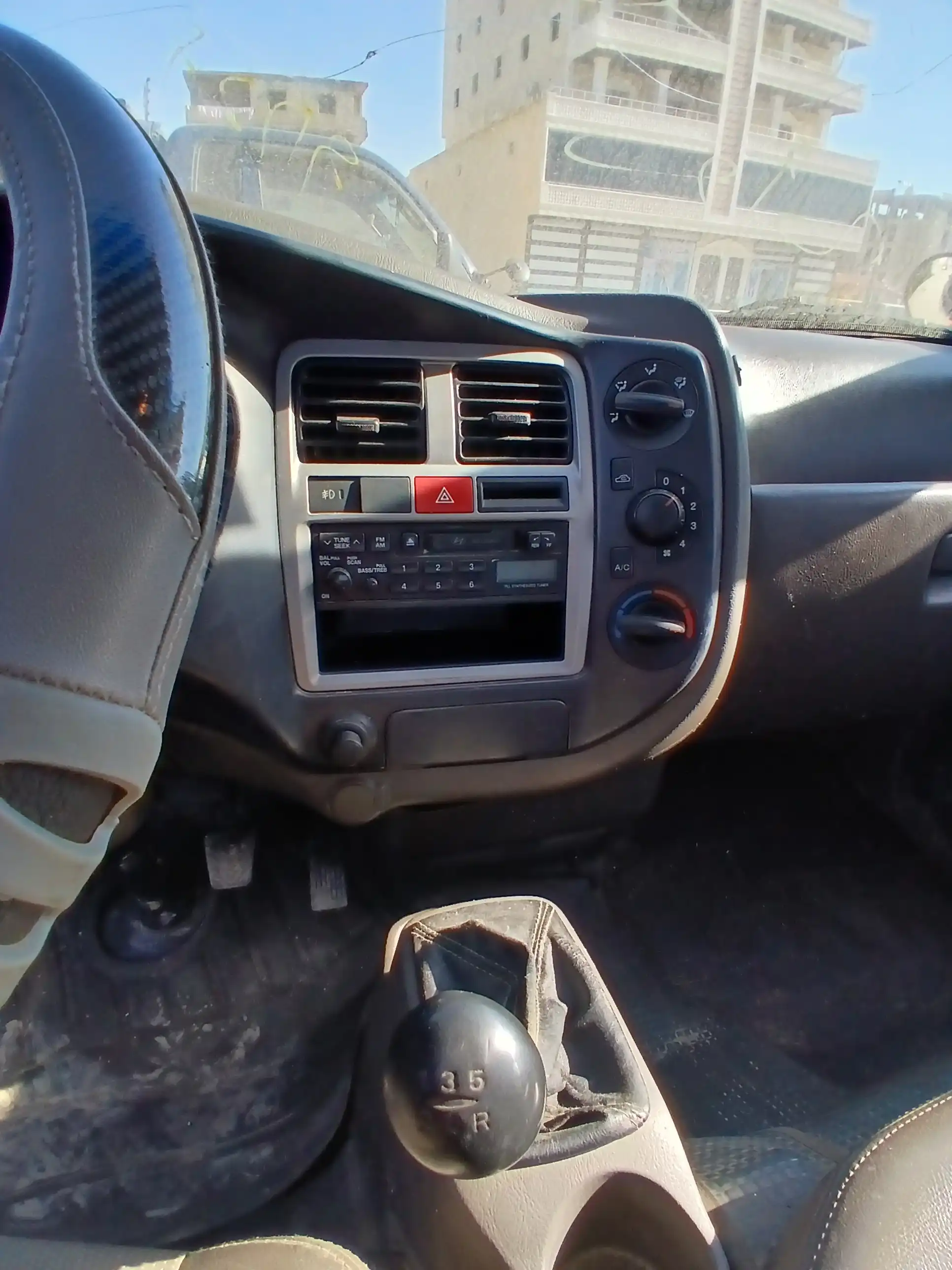 kilometrage car sale hyundai porter ii 2 crdi cargo truck used 2010 aleppo ih image