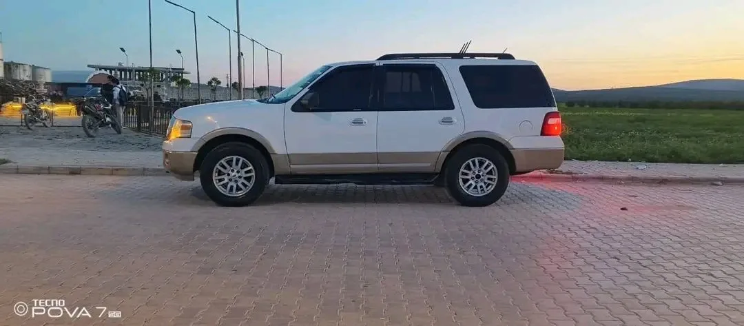 kilometrage car sale ford expedition platinum suv used 2011 aleppo qv image
