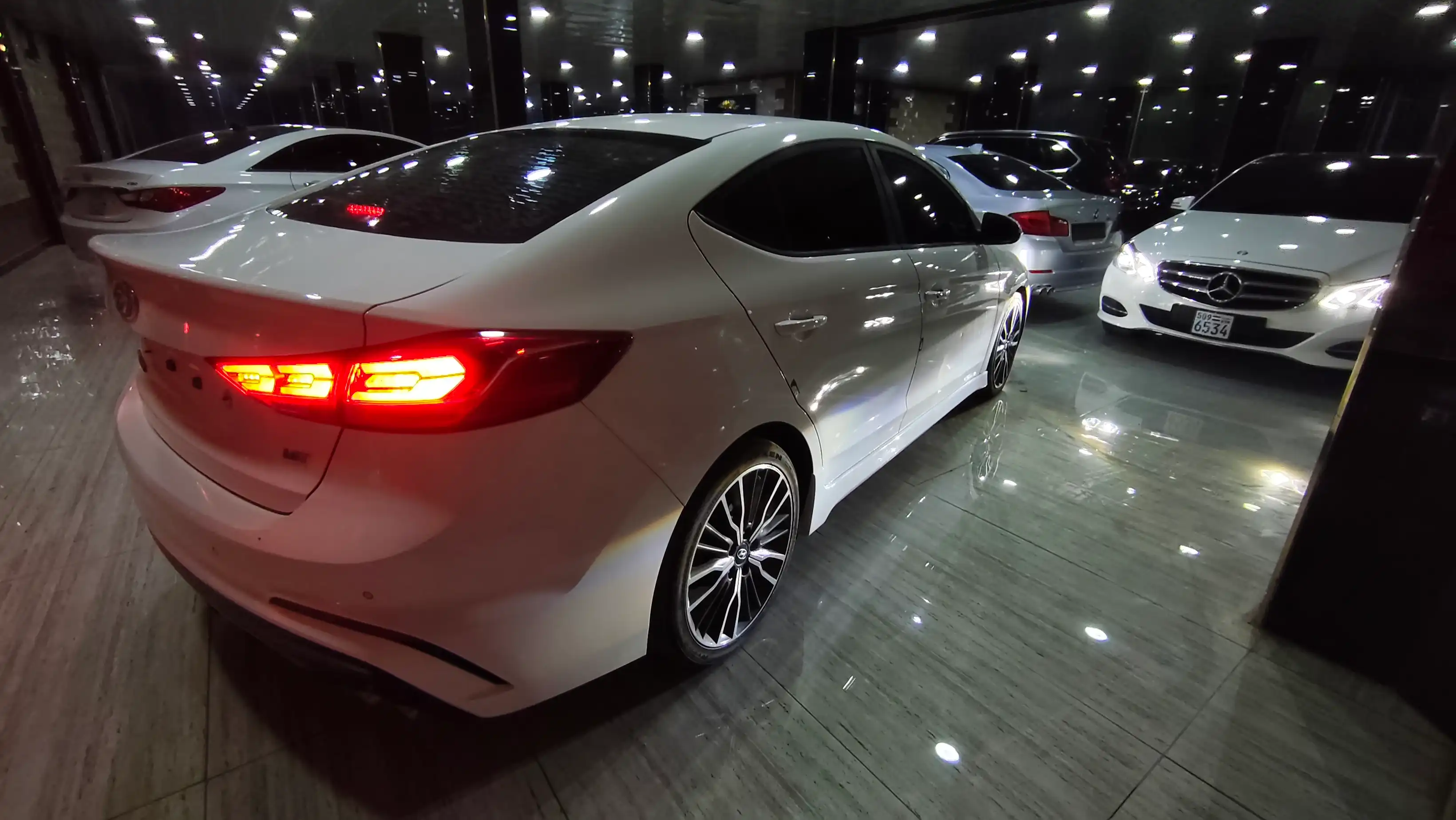 kilometrage car sale hyundai avante 16t sedan used 2017 aleppo us image