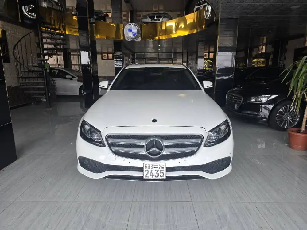 kilometrage car sale mercedes e class e 300 4 matic sedan used 2017 aleppo zo image