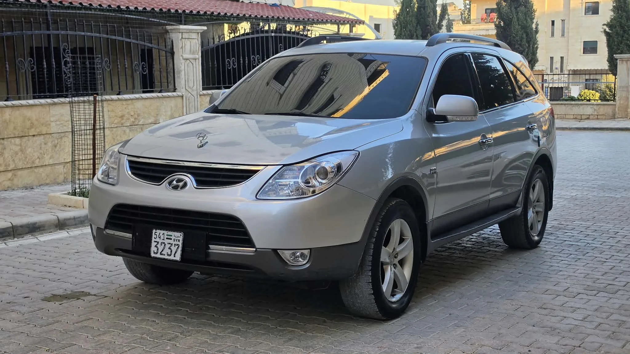kilometrage car sale hyundai veracruz 300 xvl suv used 2011 aleppo ki card image