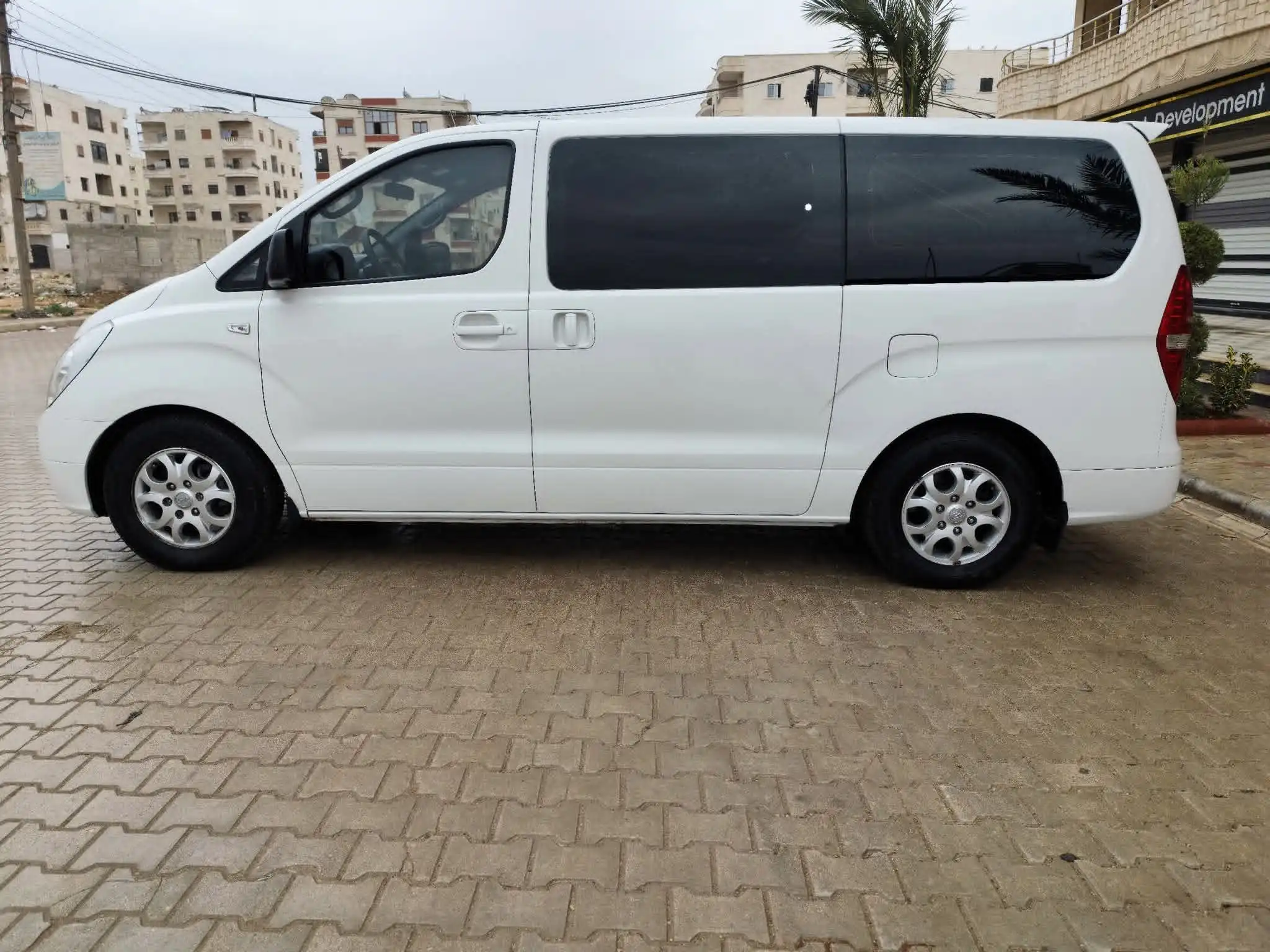 kilometrage car sale hyundai grand starex cvx van used 2010 aleppo am image