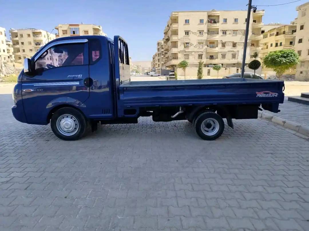 kilometrage car sale hyundai porter 2 crdi cargo truck used 2011 aleppo yj image