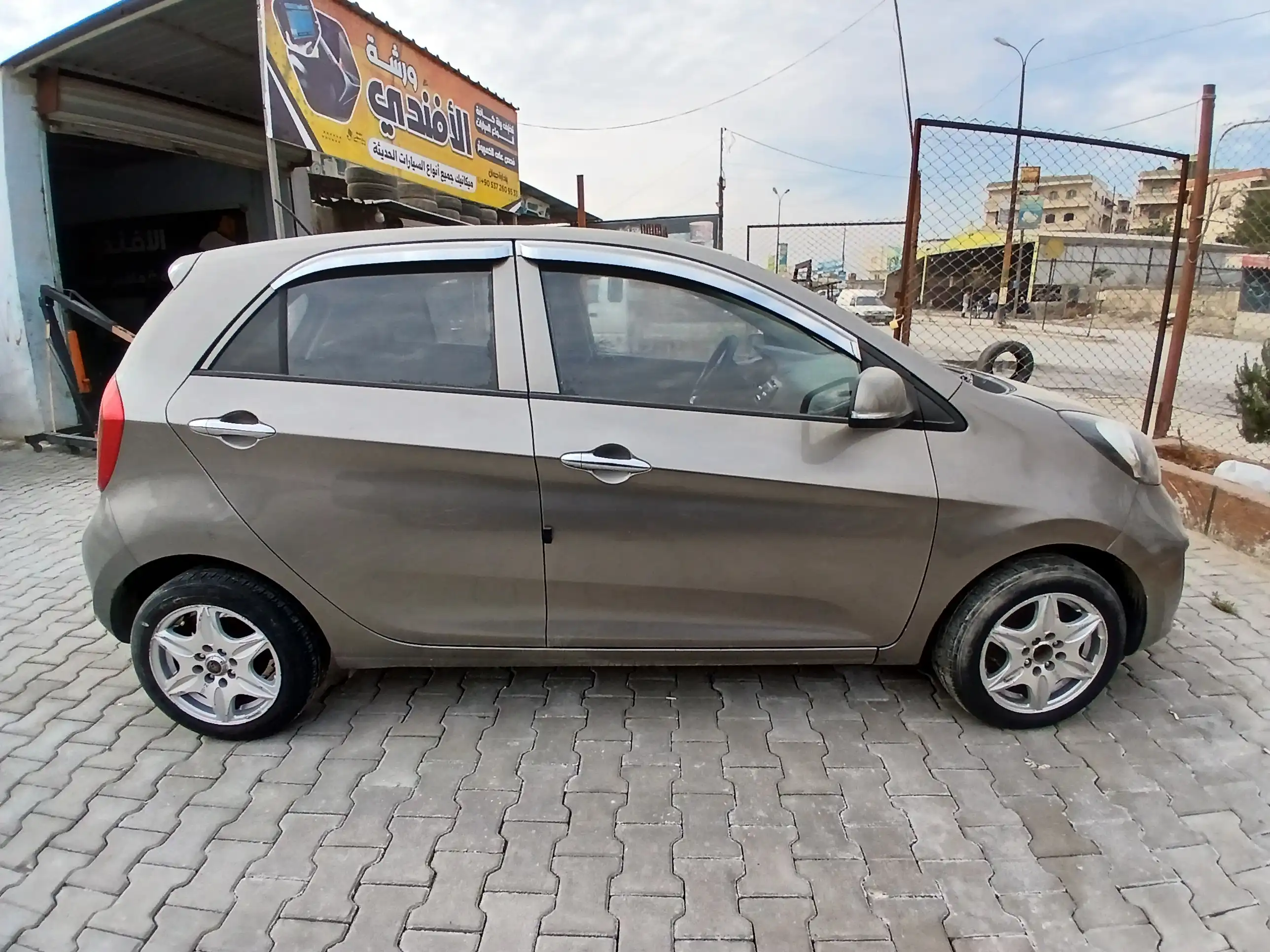 kilometrage car sale kia morning standard hatchback used 2013 aleppo zt image