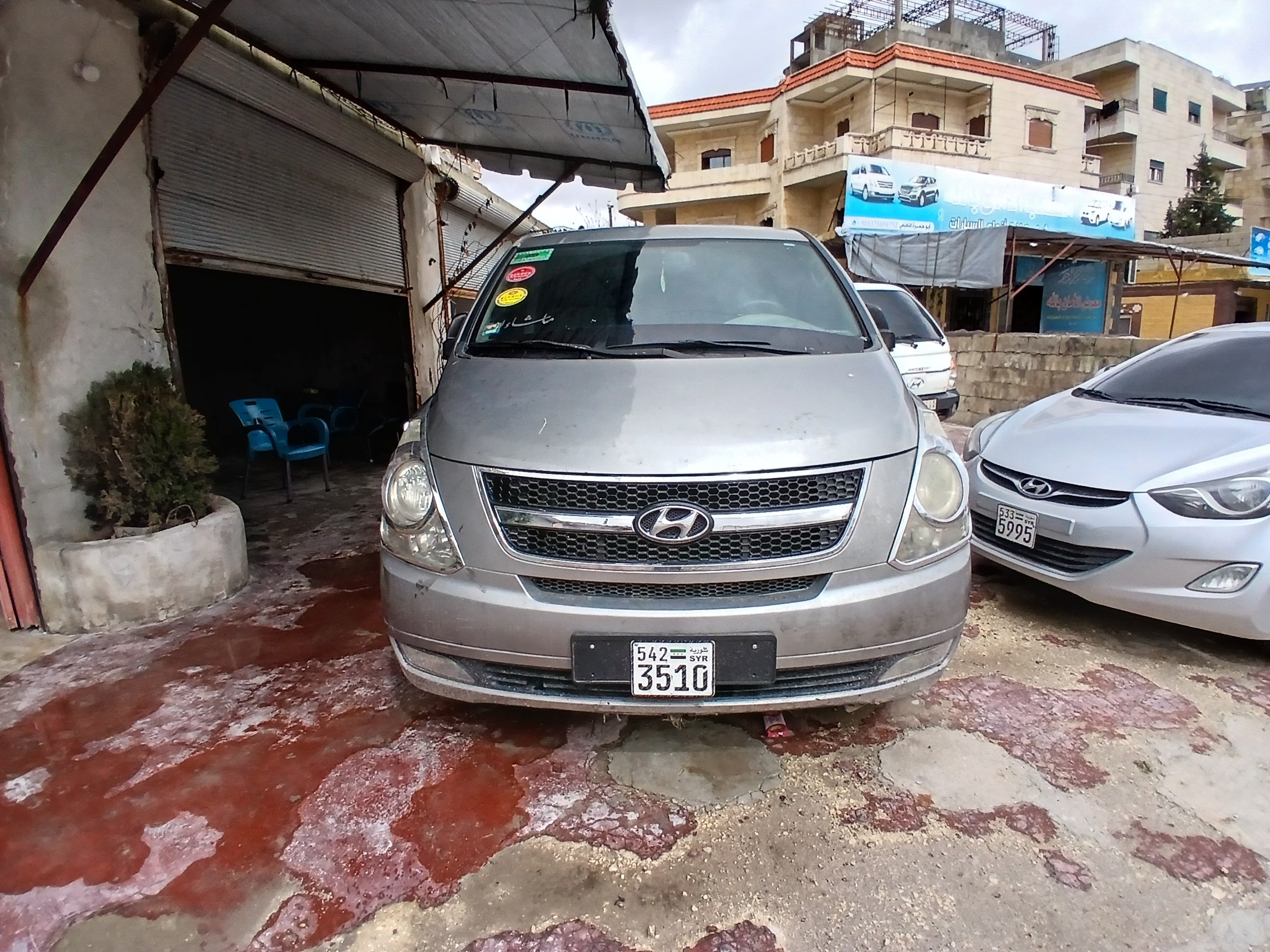 kilometrage car sale hyundai grand starex cvx van used 2011 aleppo qf image