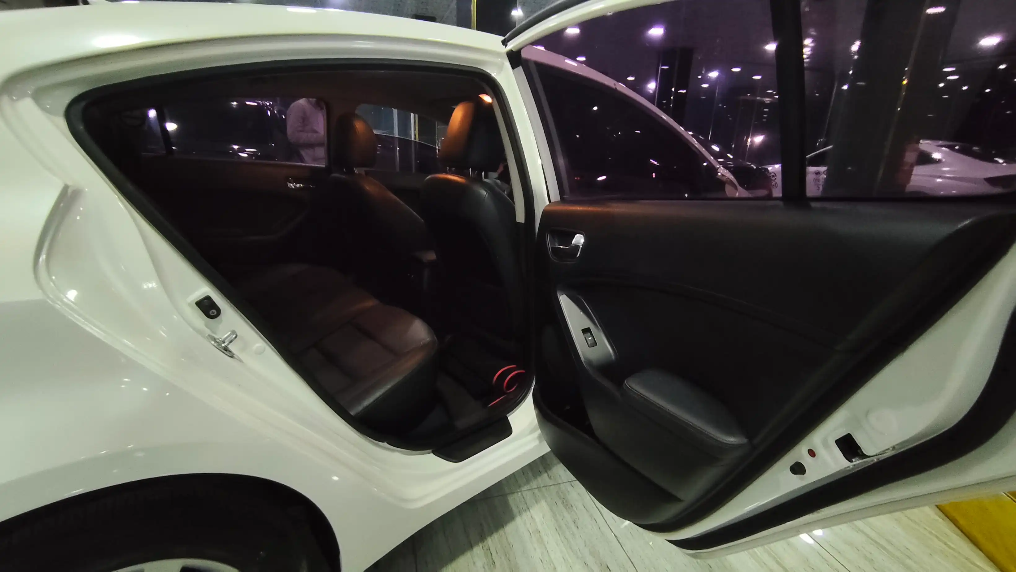 kilometrage car sale kia k3 gt line sedan used 2014 aleppo le image