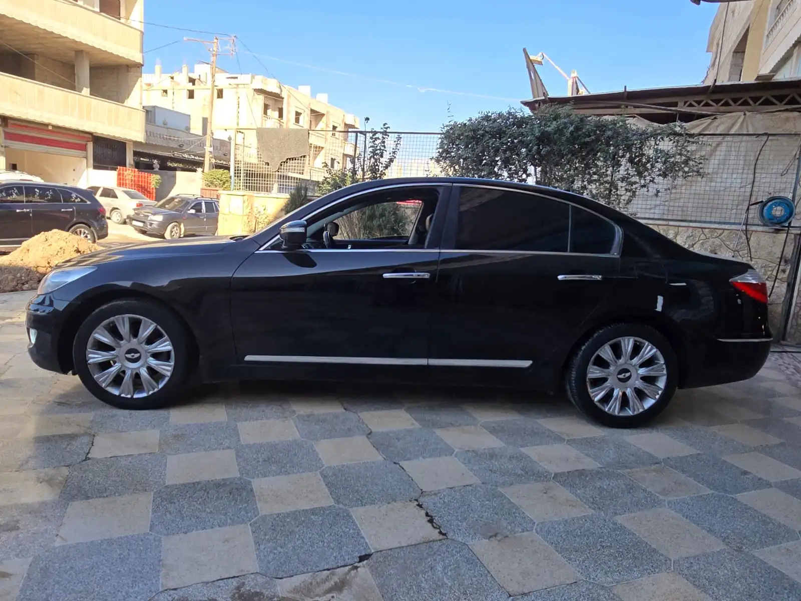kilometrage car sale genesis bh 380 sedan used 2010 aleppo rx image