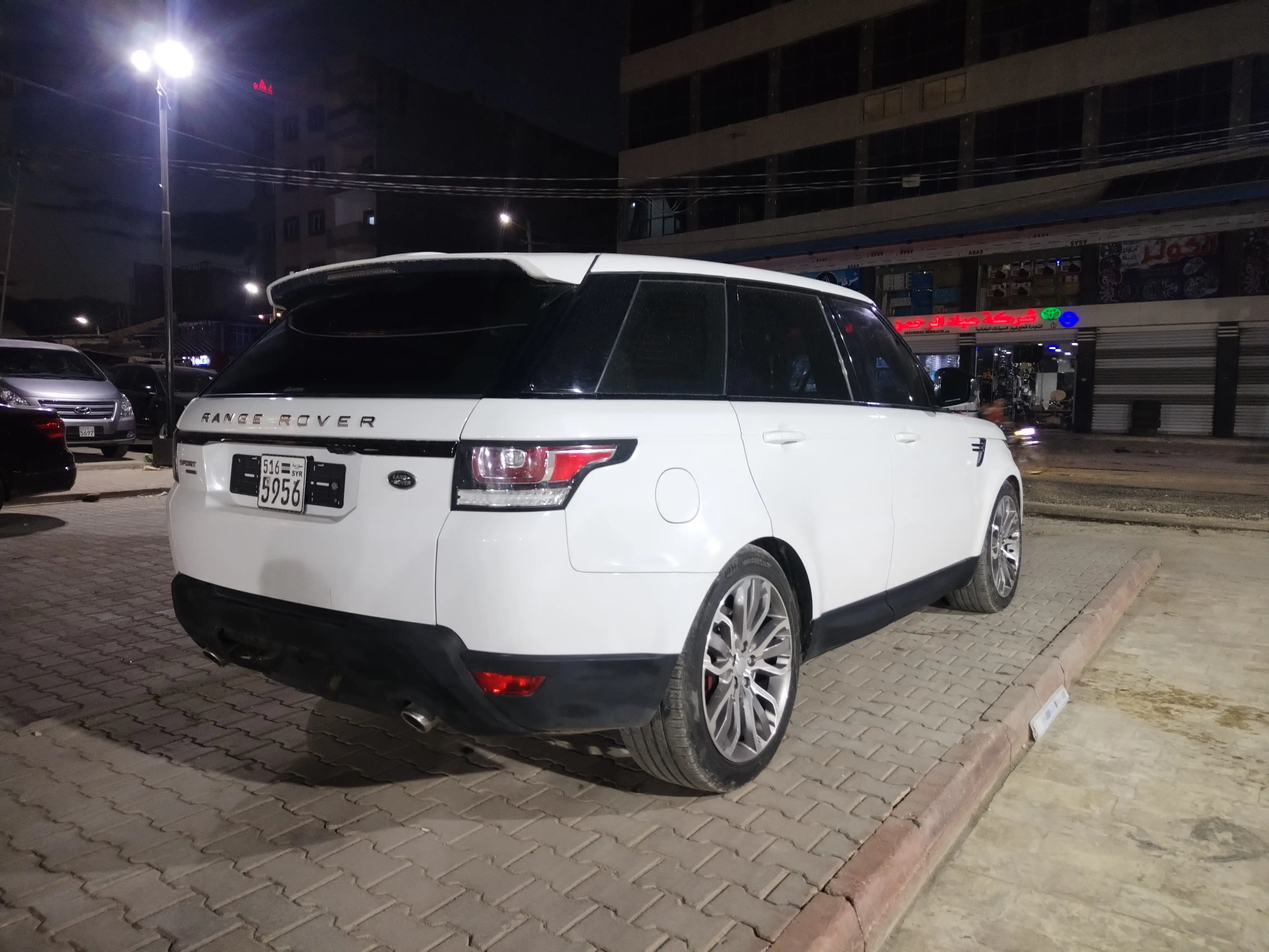 kilometrage car sale land rover discovery sport hse suv used 2017 aleppo ba image