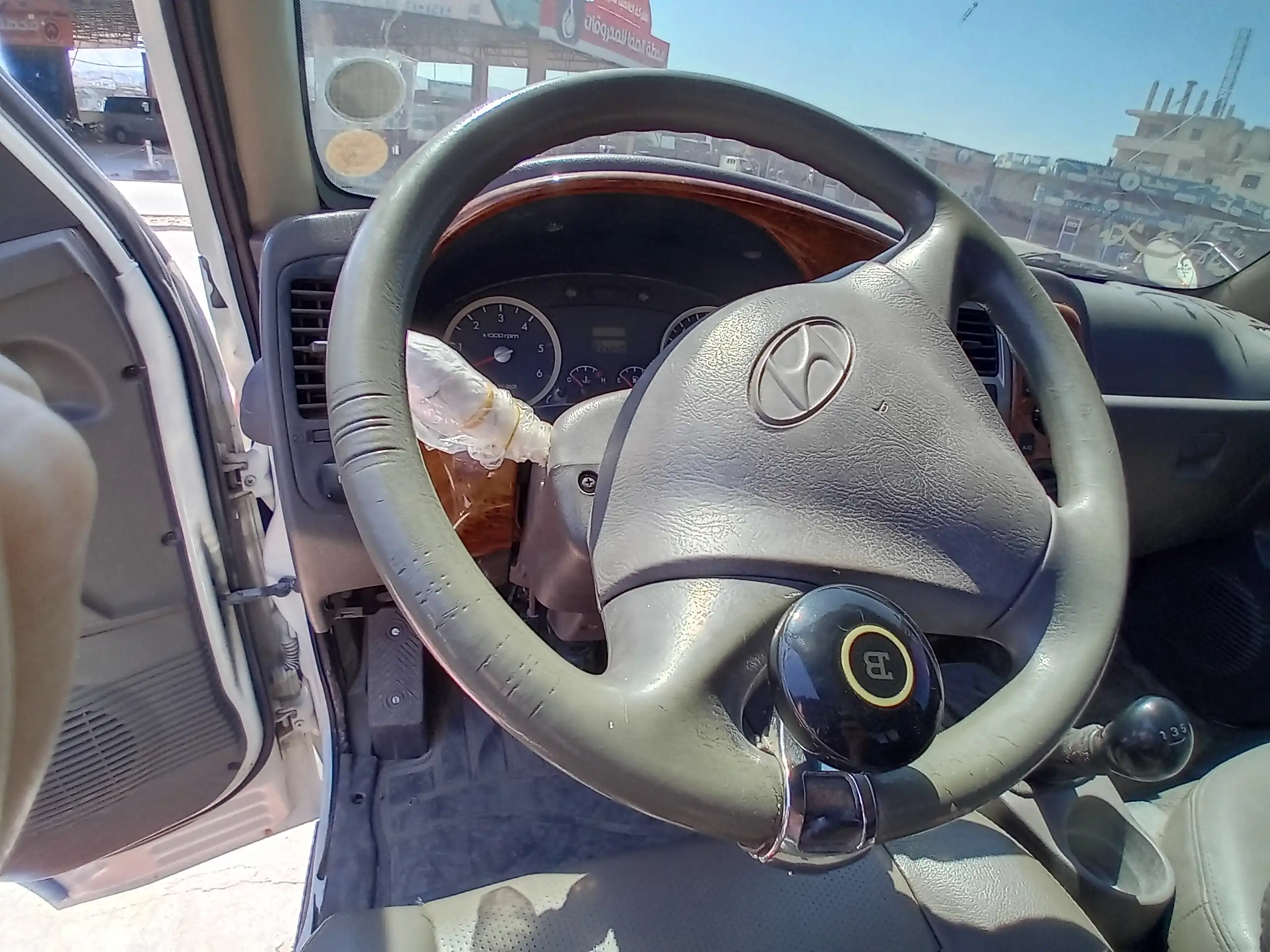 kilometrage car sale hyundai porter 2 crdi ja image