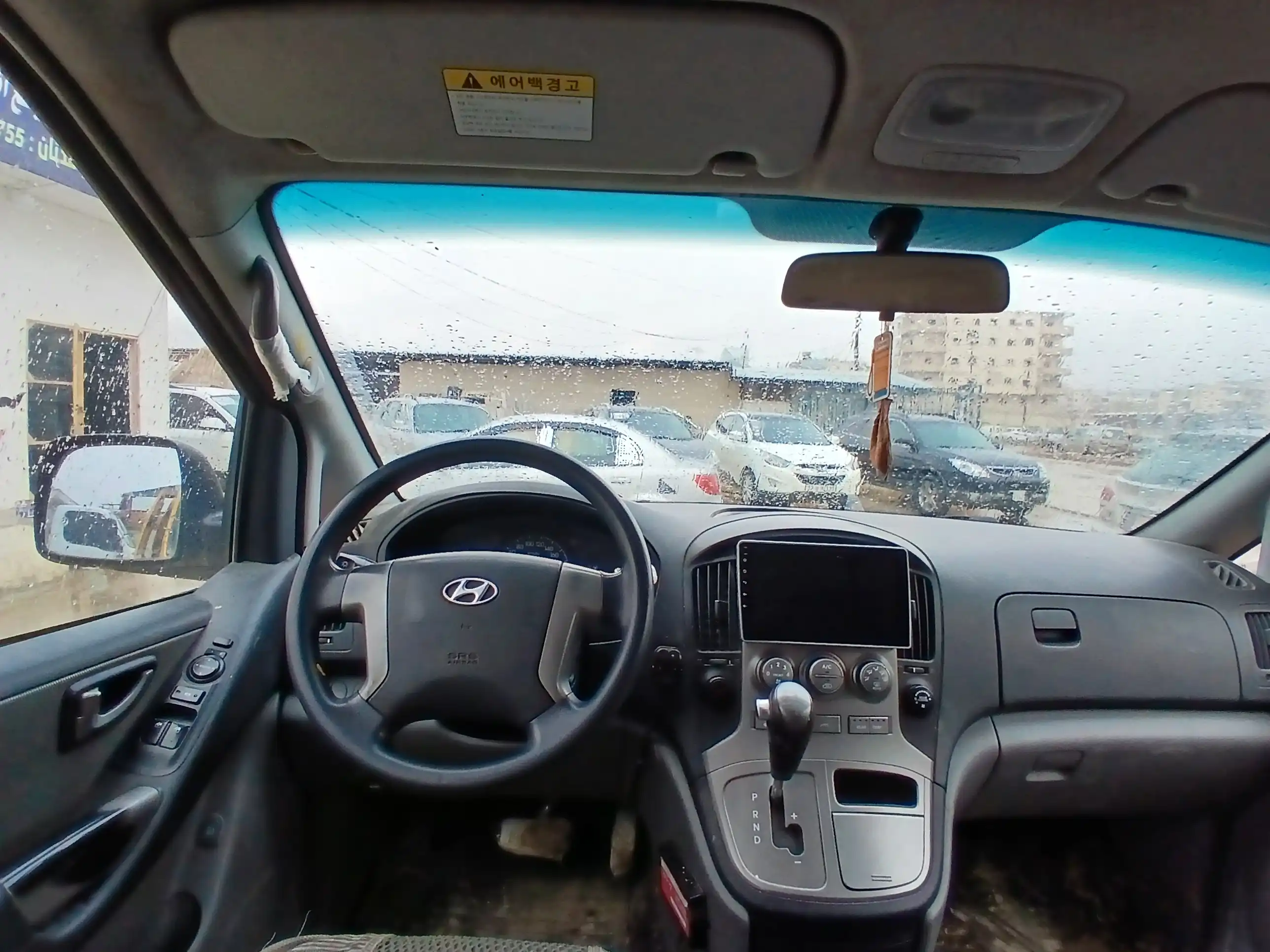 kilometrage car sale hyundai grand starex cvx van used 2011 aleppo ly image