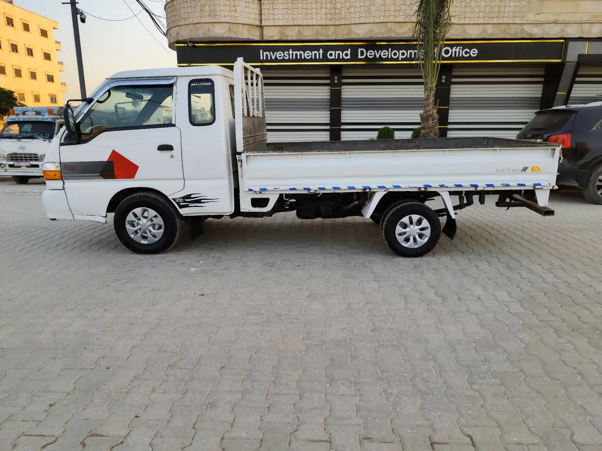 kilometrage car sale hyundai porter ii 2 standard cargo truck used 1998 aleppo kh image