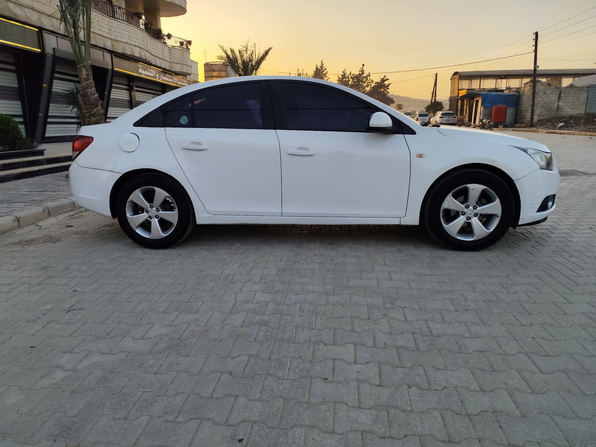 kilometrage car sale chevrolet cruze ls sedan used 2010 aleppo er image