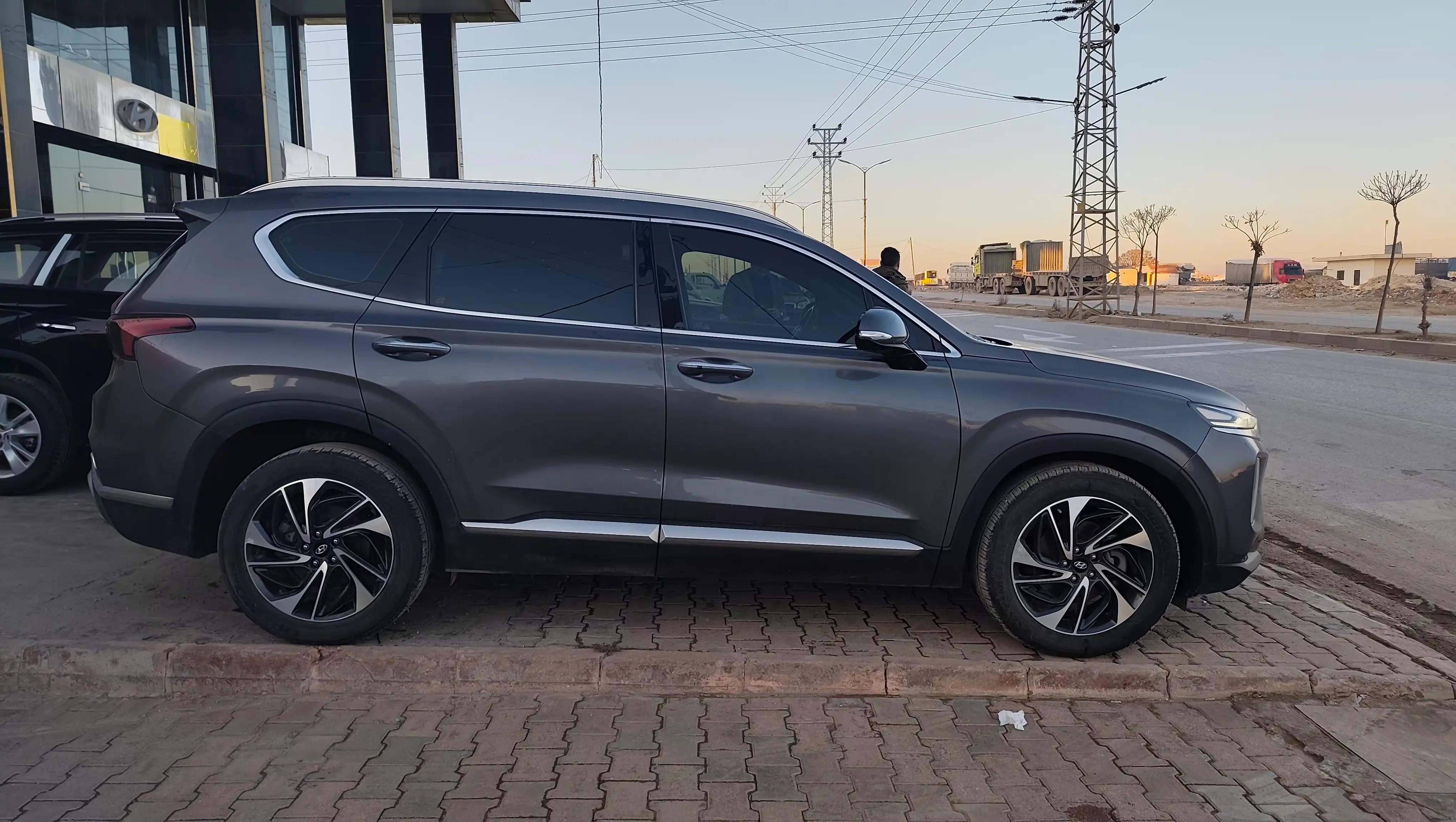 kilometrage car sale hyundai santa fe 2 2 d suv used 2019 aleppo hu image