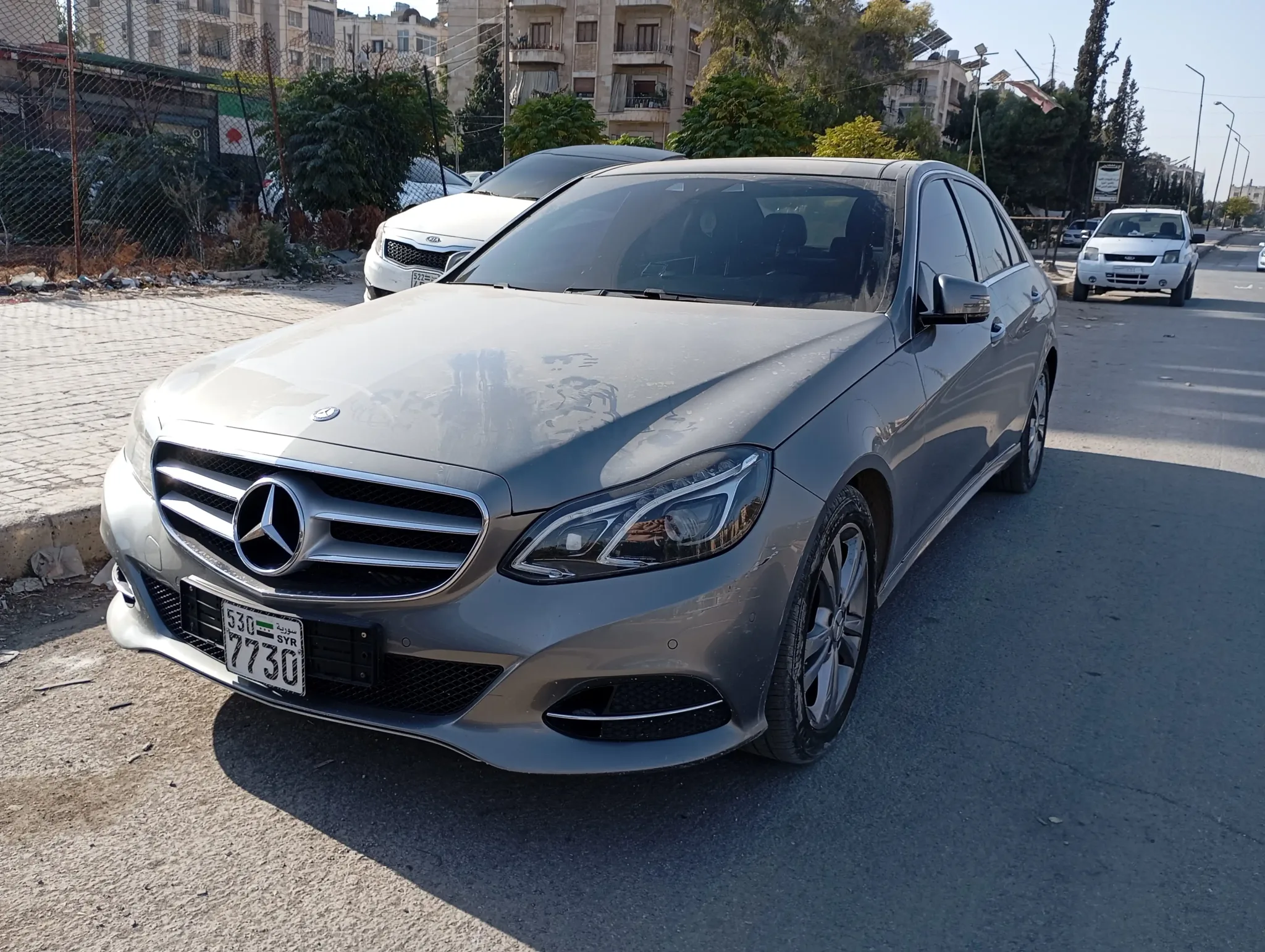 kilometrage car sale mercedes e class e 350 4matek sedan used 2015 aleppo bb card image