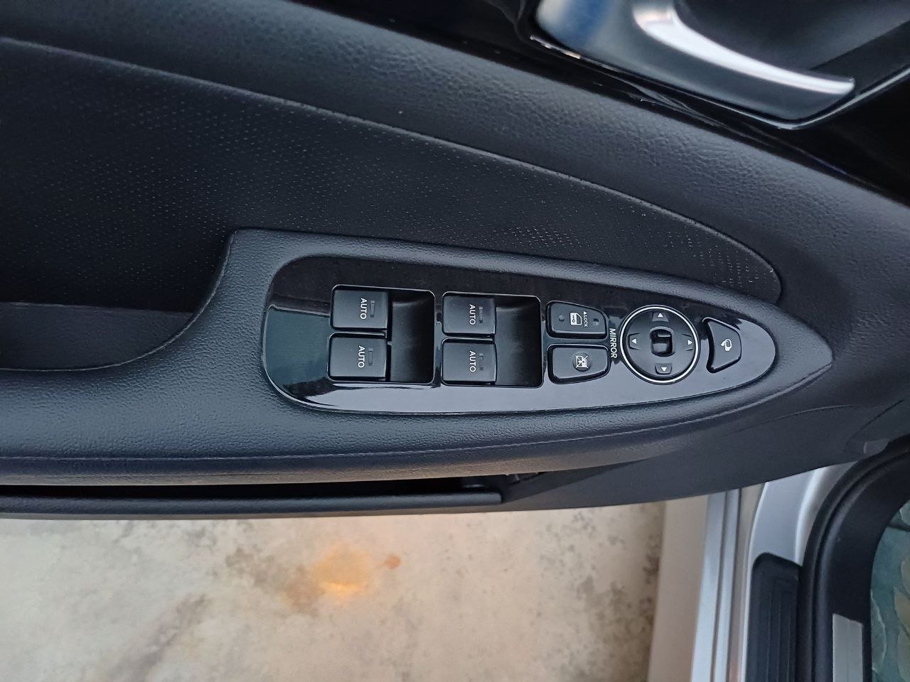 kilometrage car sale genesis bh 330 sedan new 2012 aleppo ma image