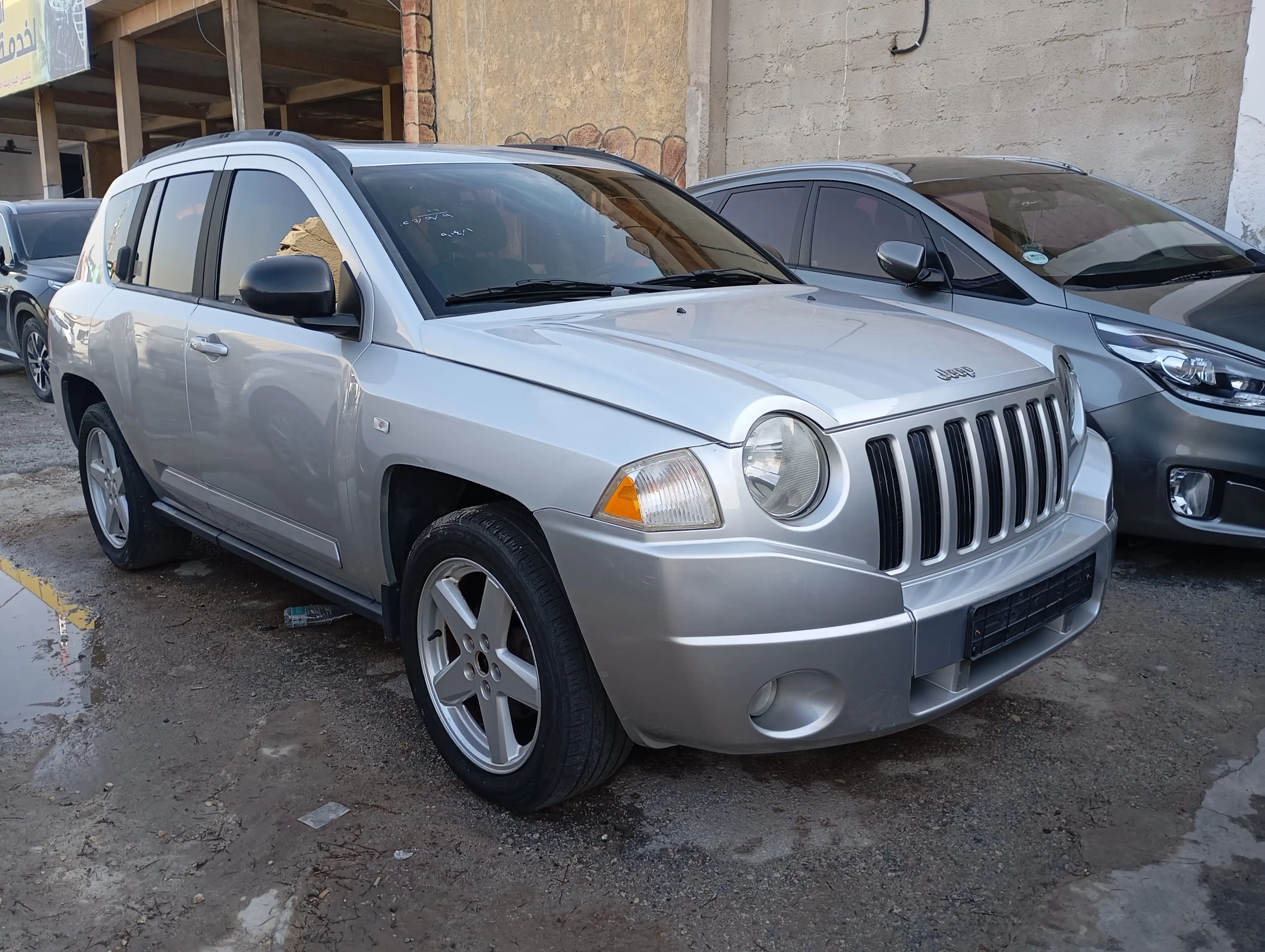 kilometrage car sale jeep grand cherokee standard suv used 2010 aleppo fy image