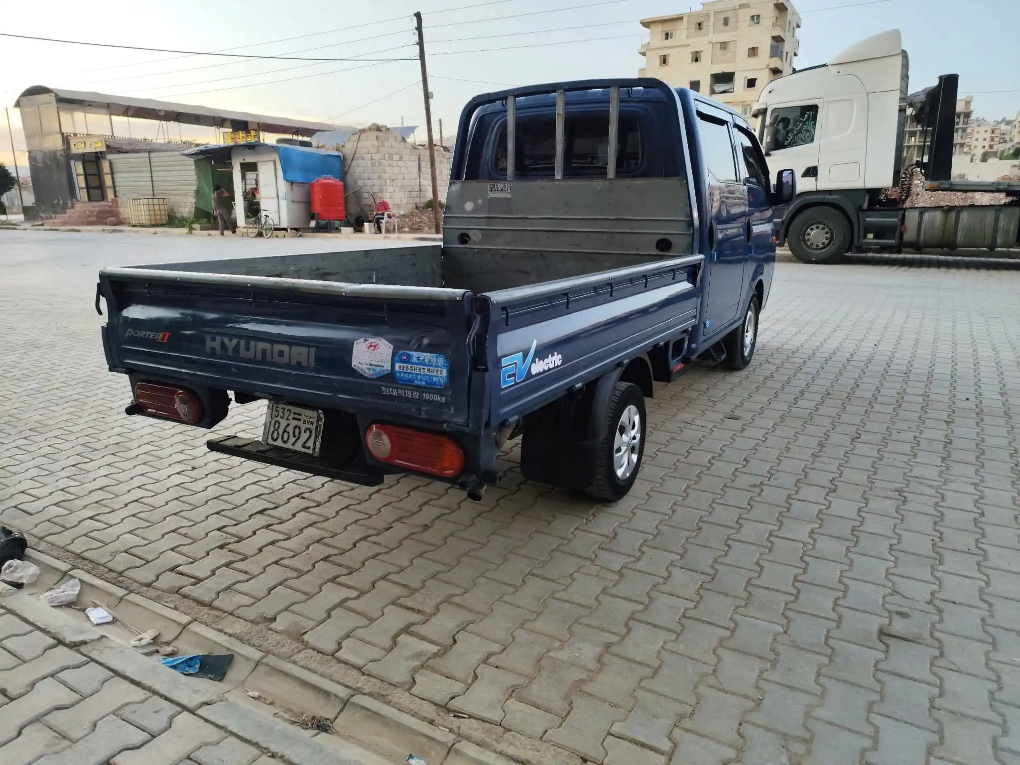 kilometrage car sale hyundai porter 2 crdi cargo truck used 2009 aleppo jr image