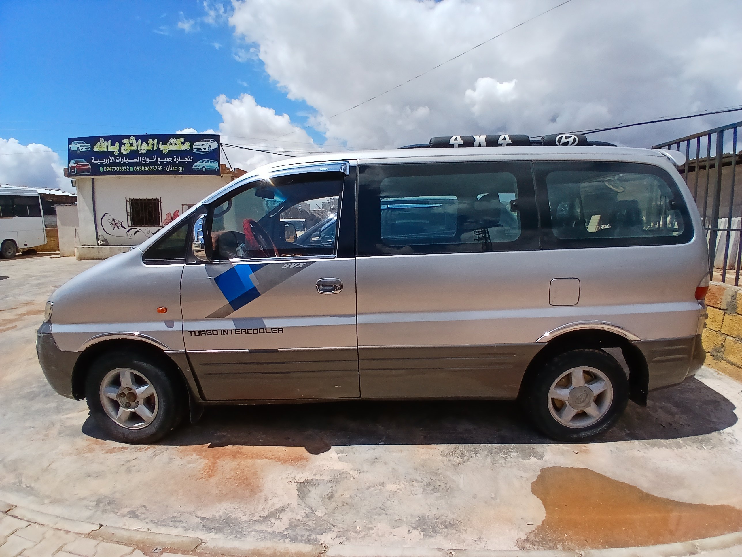 kilometrage car sale hyundai h 1 standard van used 2002 aleppo um image