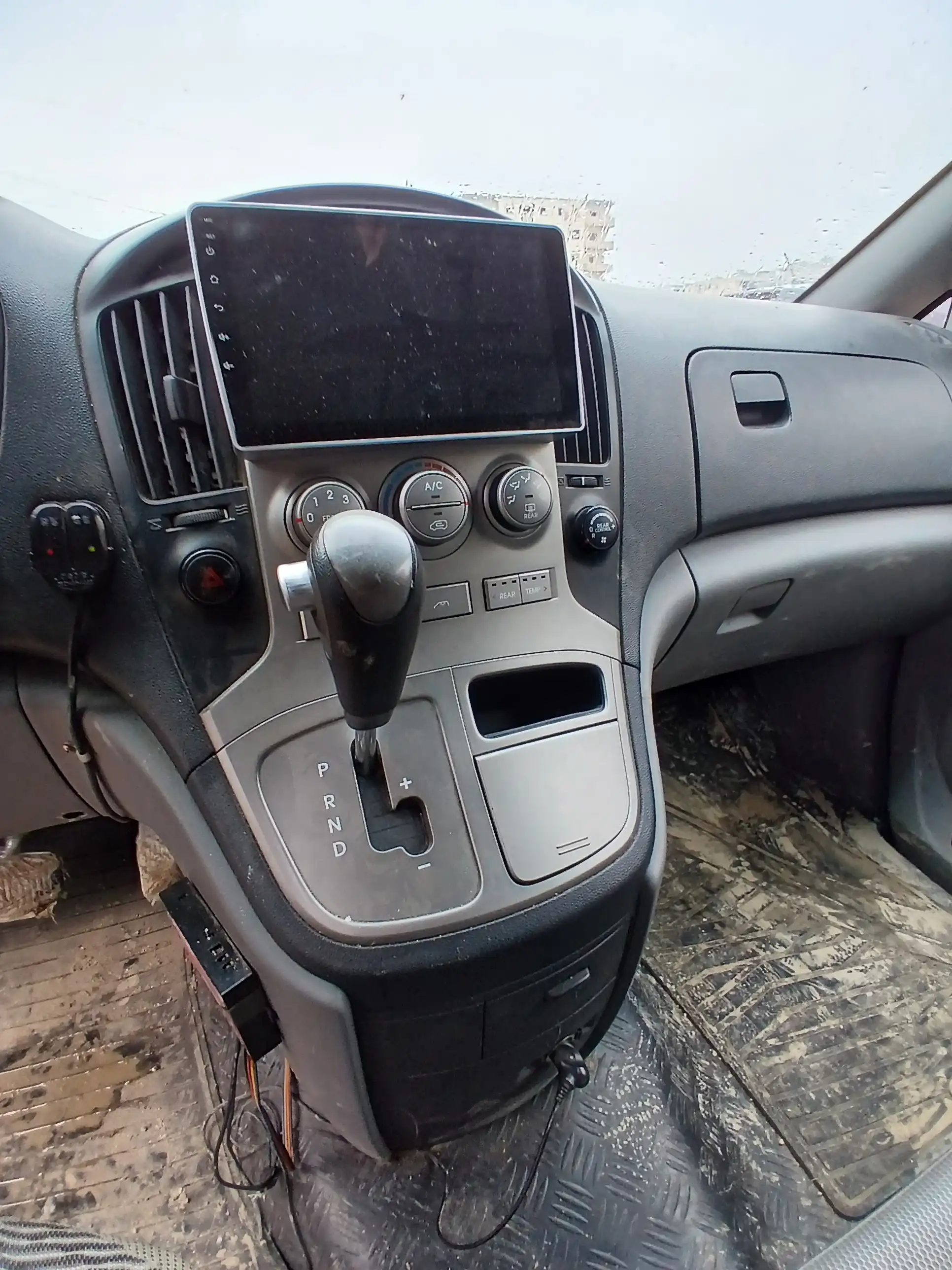 kilometrage car sale hyundai grand starex cvx van used 2011 aleppo ly image