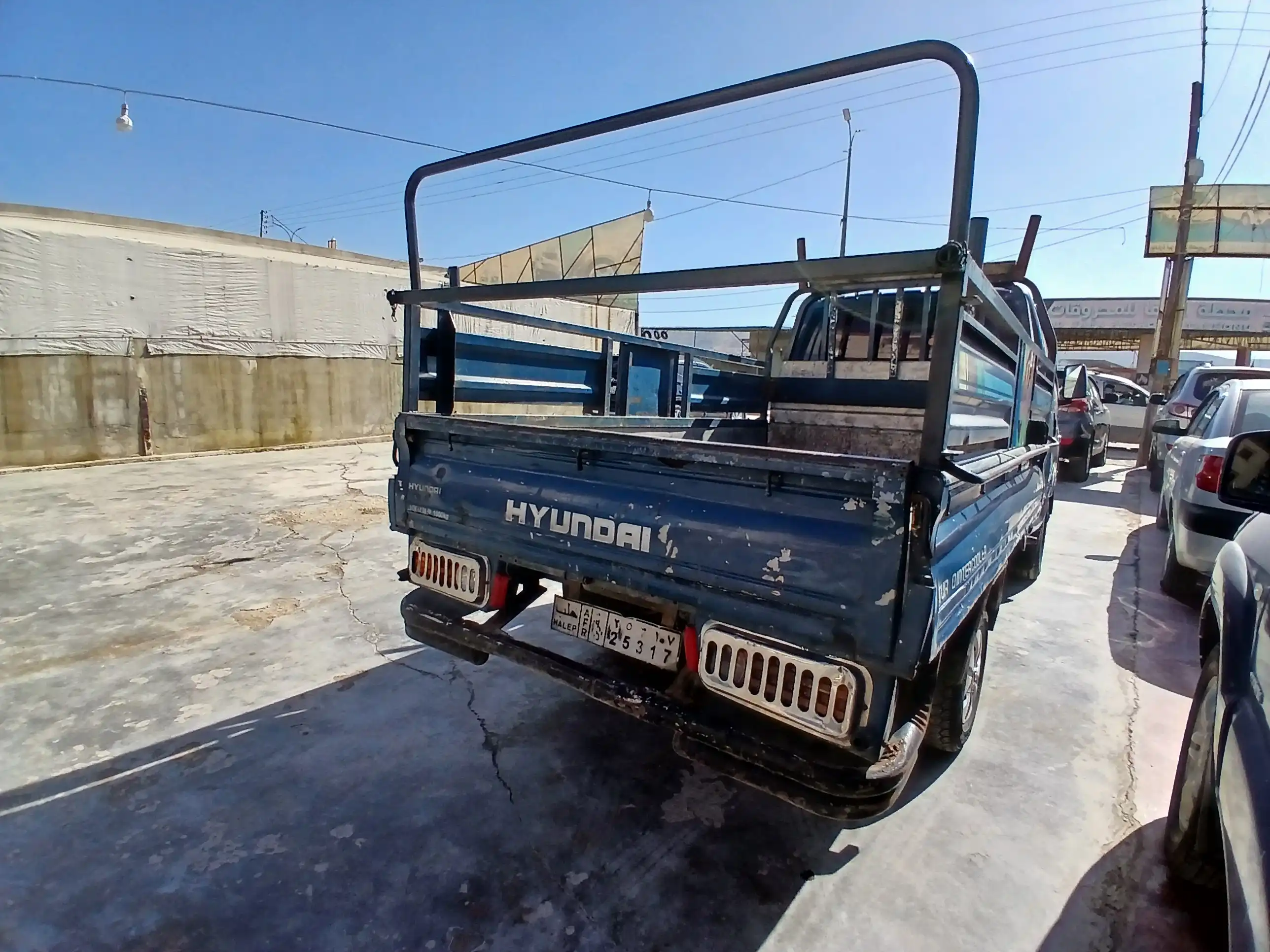 kilometrage car sale hyundai porter ii 2 crdi cargo truck used 2005 aleppo om image