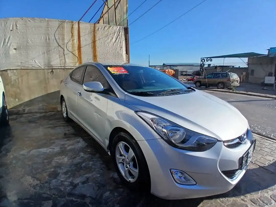 kilometrage car sale hyundai avante m16 gdi sedan used 2012 aleppo ui image