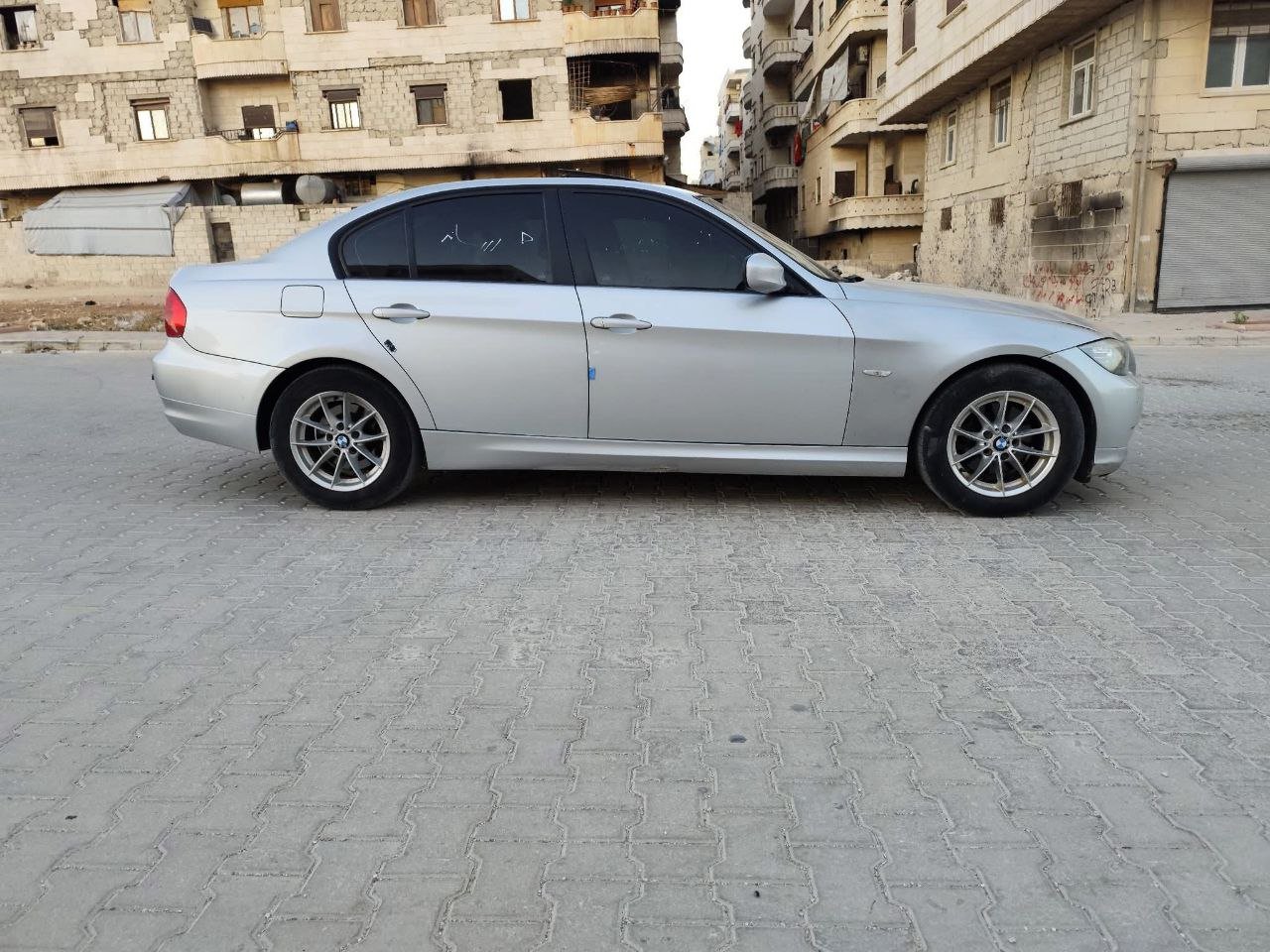kilometrage car sale bmw 3 series 320 sedan used 2011 aleppo yp image