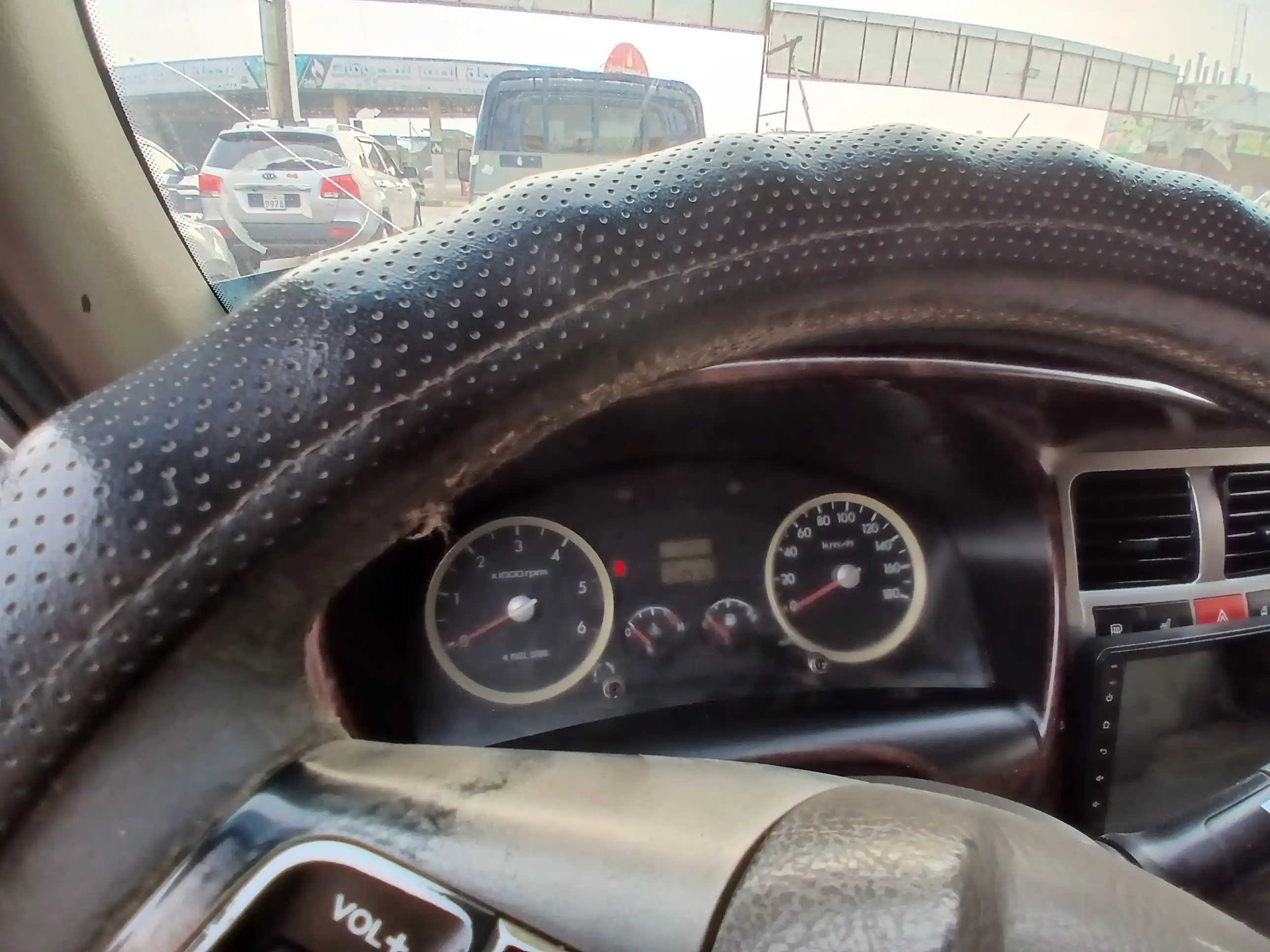 kilometrage car sale hyundai porter ii 2 crdi cargo truck used 2013 aleppo jt image