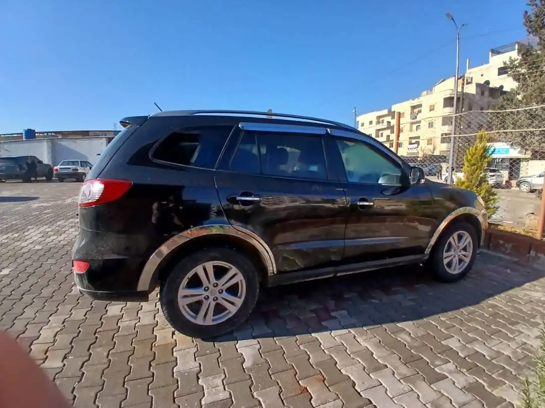 kilometrage car sale hyundai santa fe evgt suv used 2011 aleppo lu image