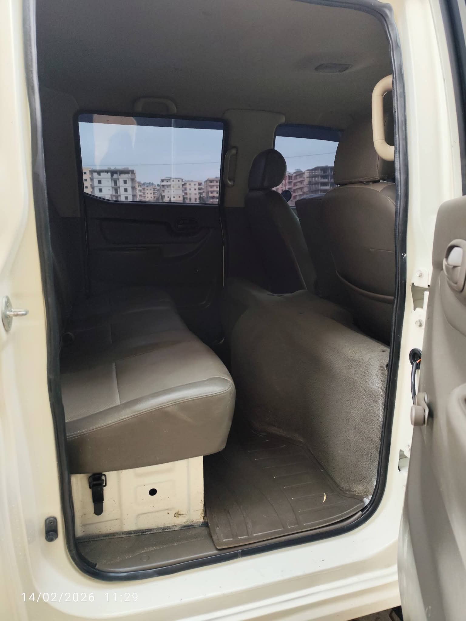 kilometrage car sale hyundai porter ii 2 crdi cargo truck used 2006 aleppo oh image