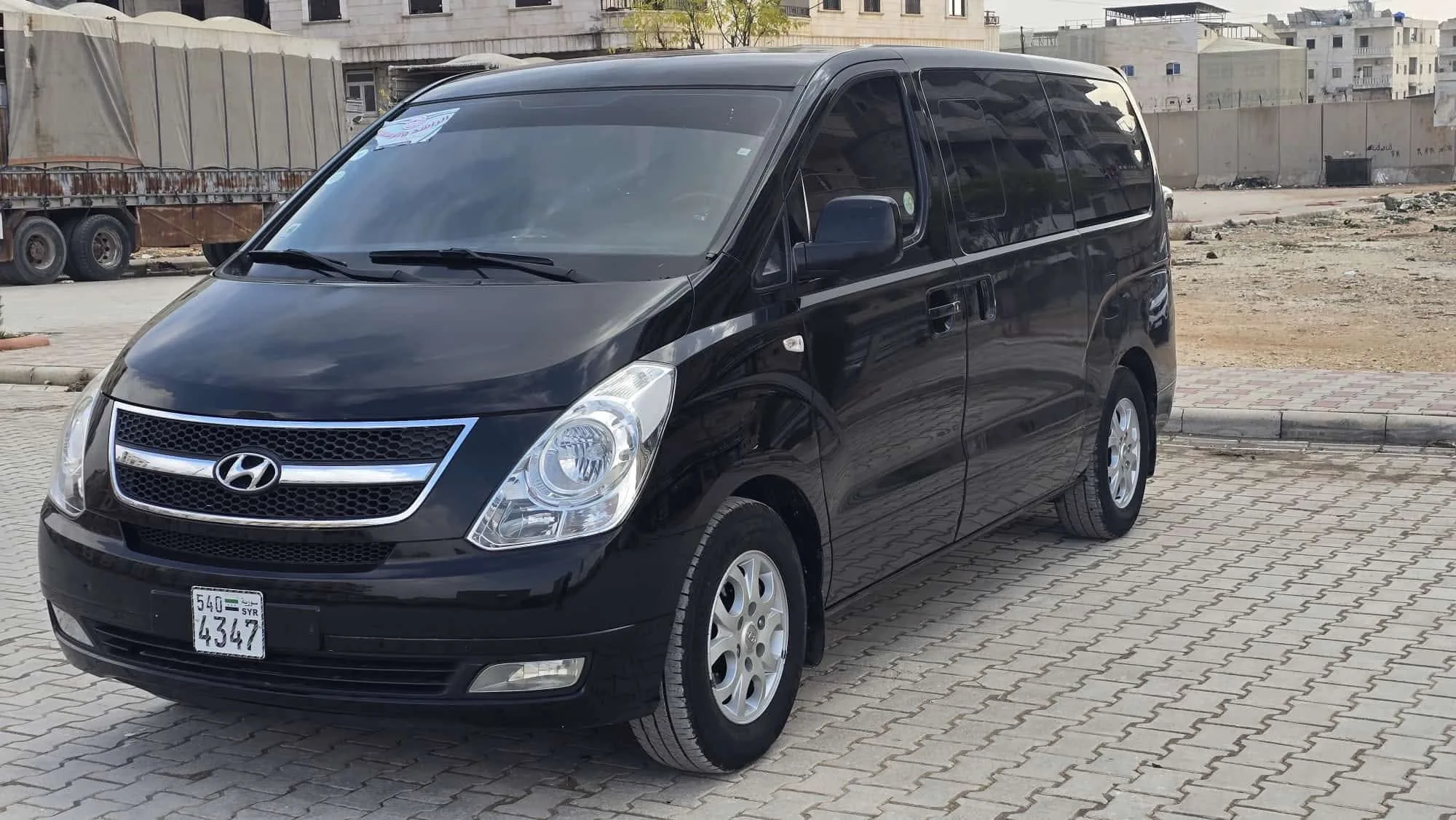kilometrage car sale hyundai grand starex cvx van used 2011 aleppo yc card image
