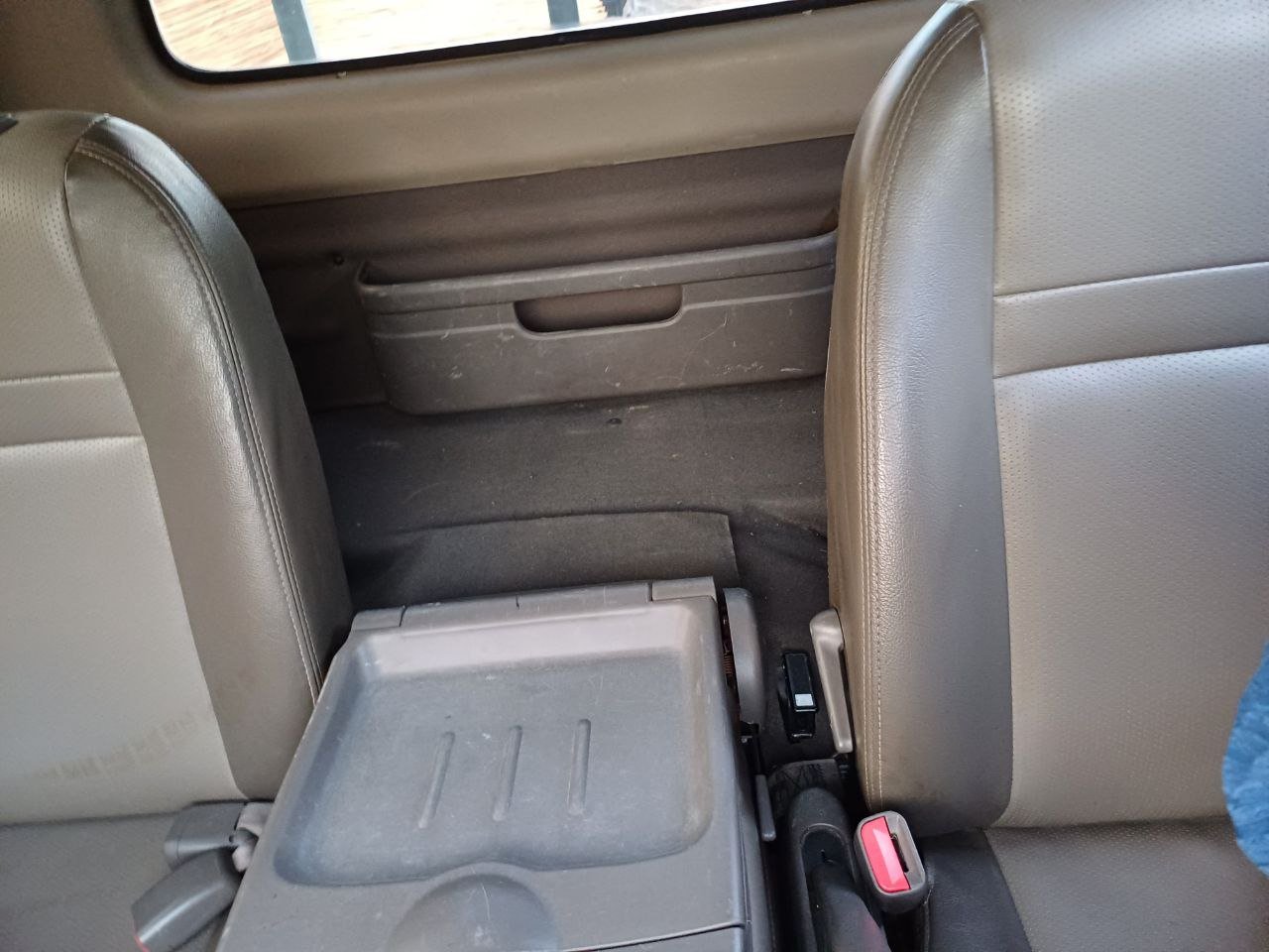 kilometrage car sale hyundai porter 2 crdi cargo truck used 2016 aleppo ey image