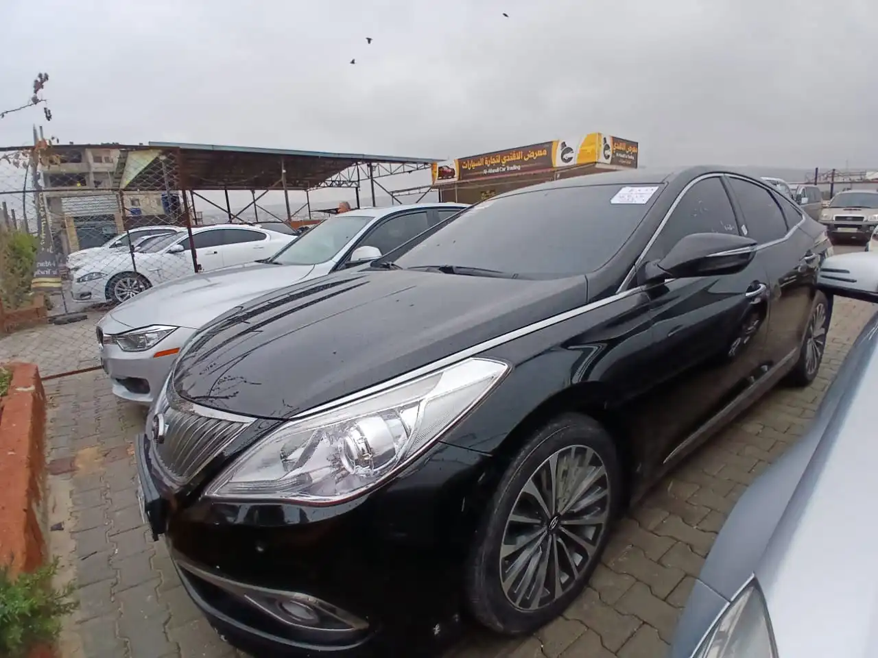 kilometrage car sale hyundai grandeur hg 220 sedan used 2015 aleppo qn card image