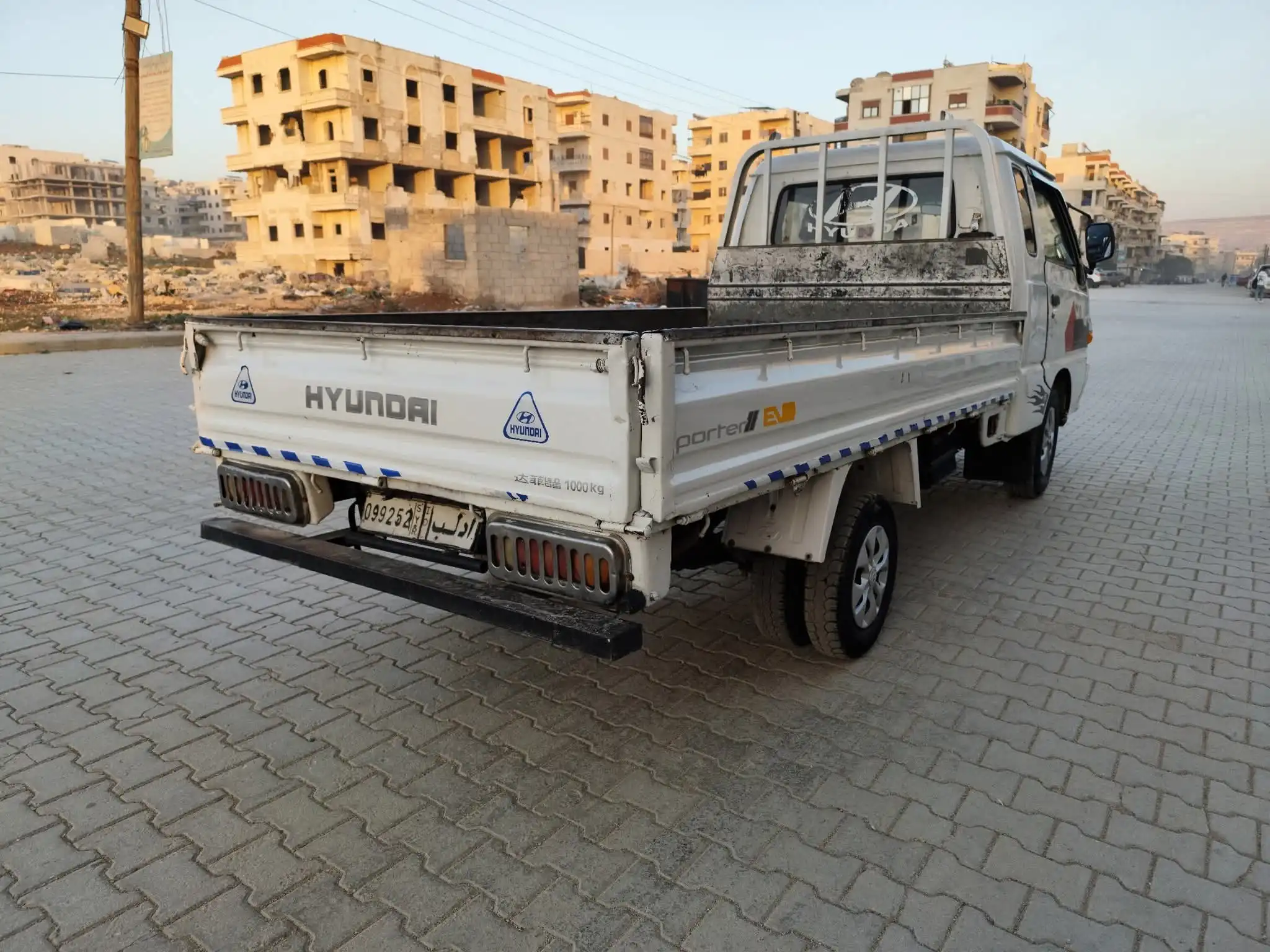 kilometrage car sale hyundai porter ii 2 standard cargo truck used 1998 aleppo kh image