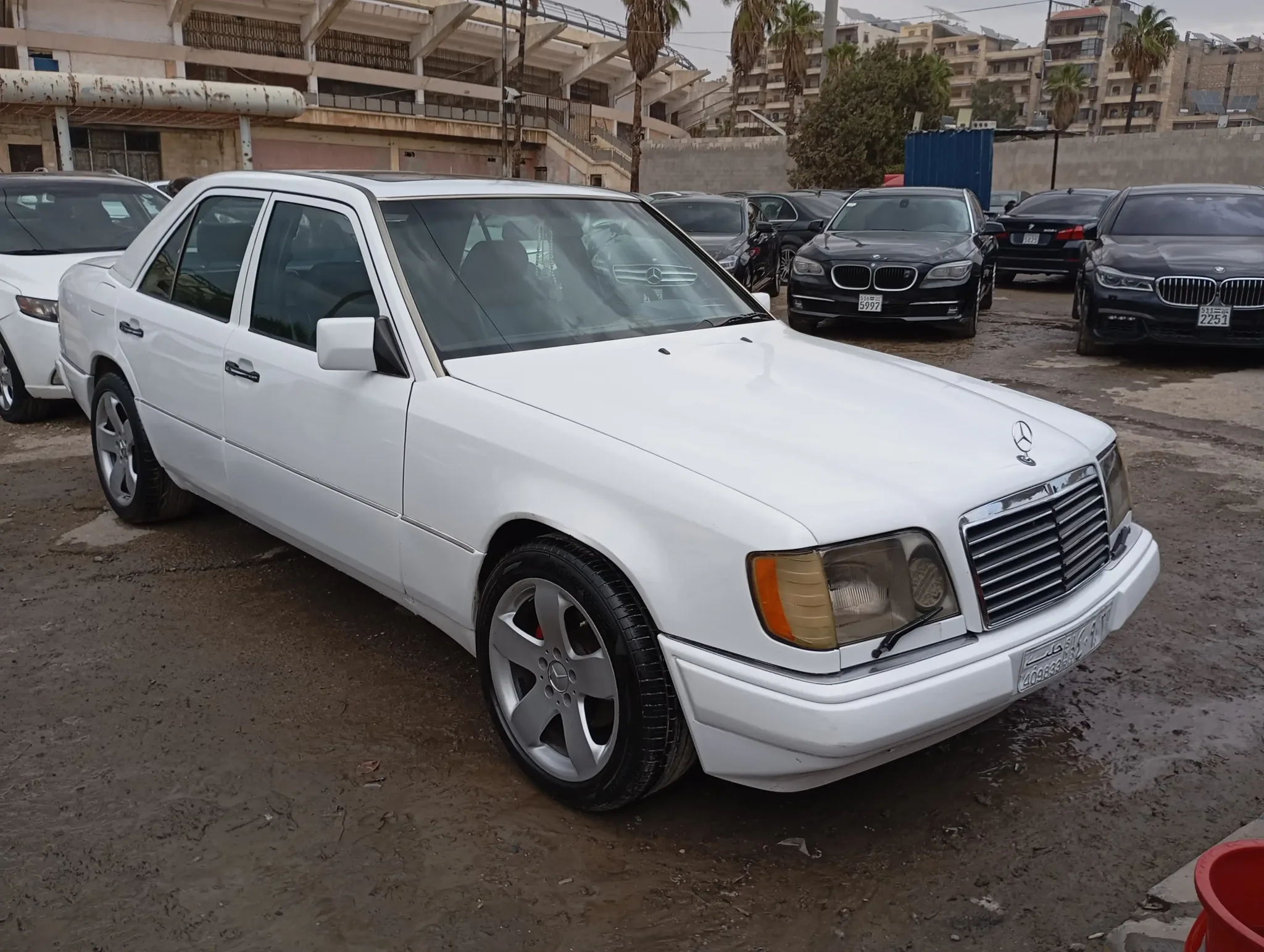 kilometrage car sale mercedes benz e class e 350 4matek sedan used 2007 aleppo wz card image