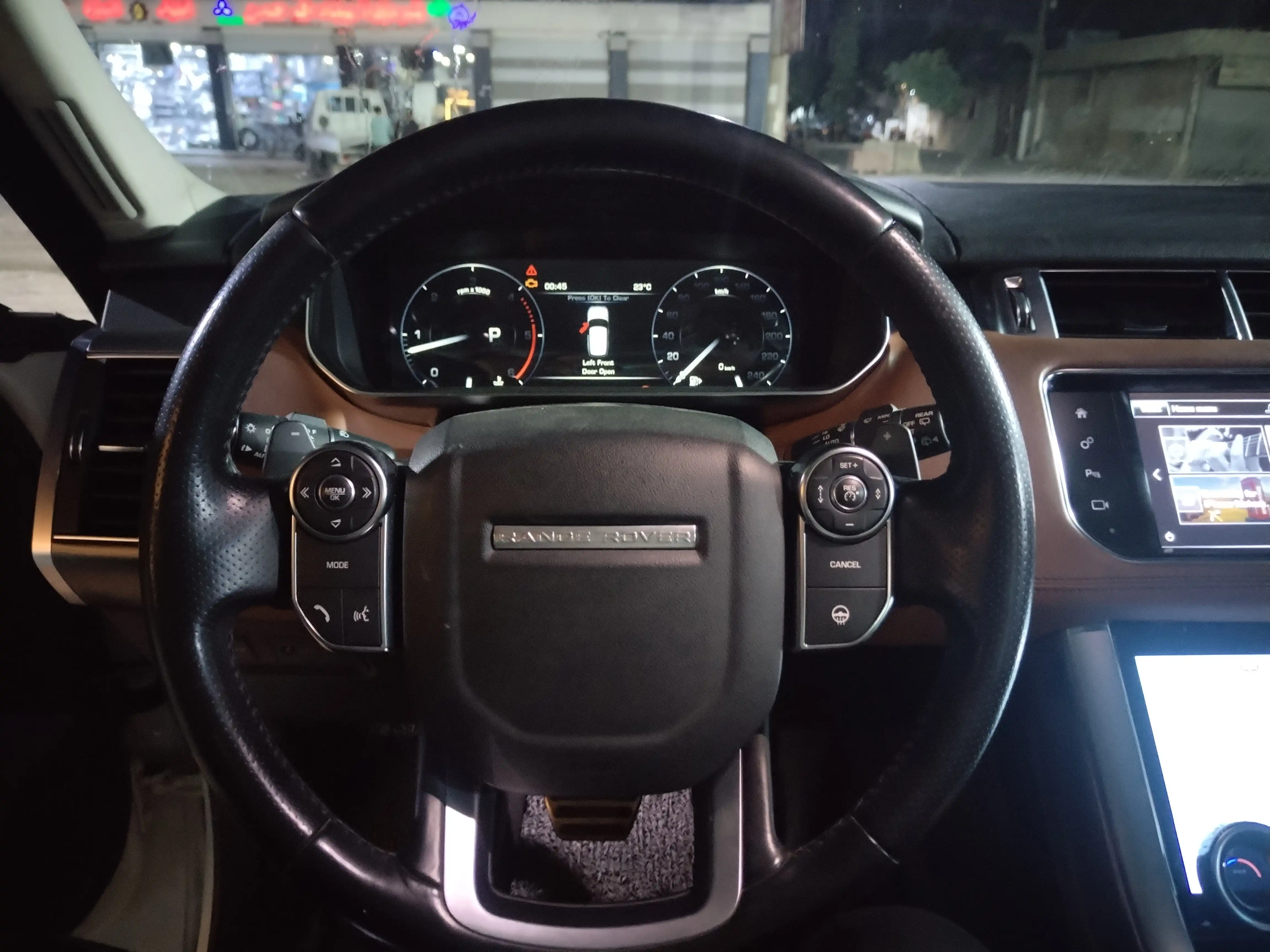 kilometrage car sale land rover discovery sport hse suv used 2017 aleppo ba image
