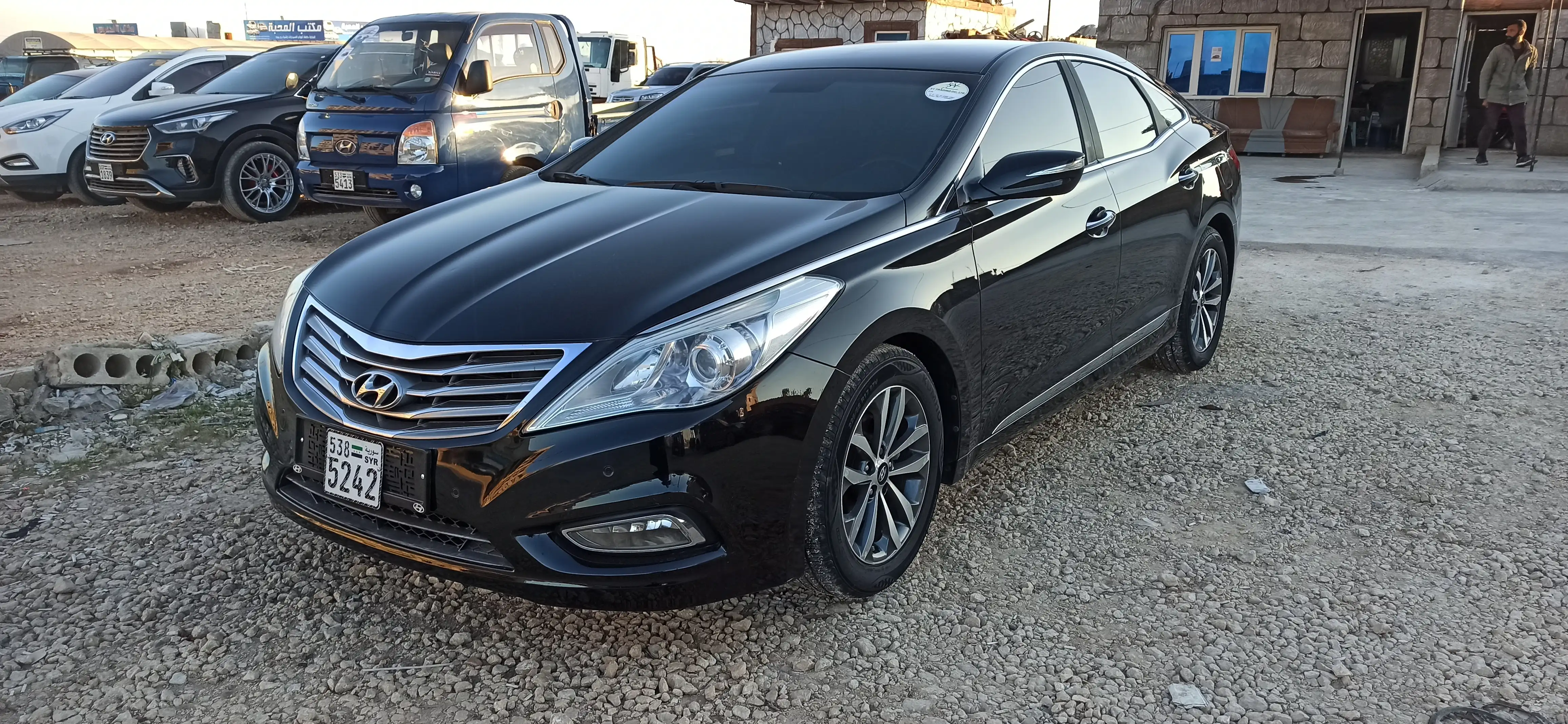 kilometrage car sale hyundai grandeur hg 240 sedan used 2012 aleppo uf card image