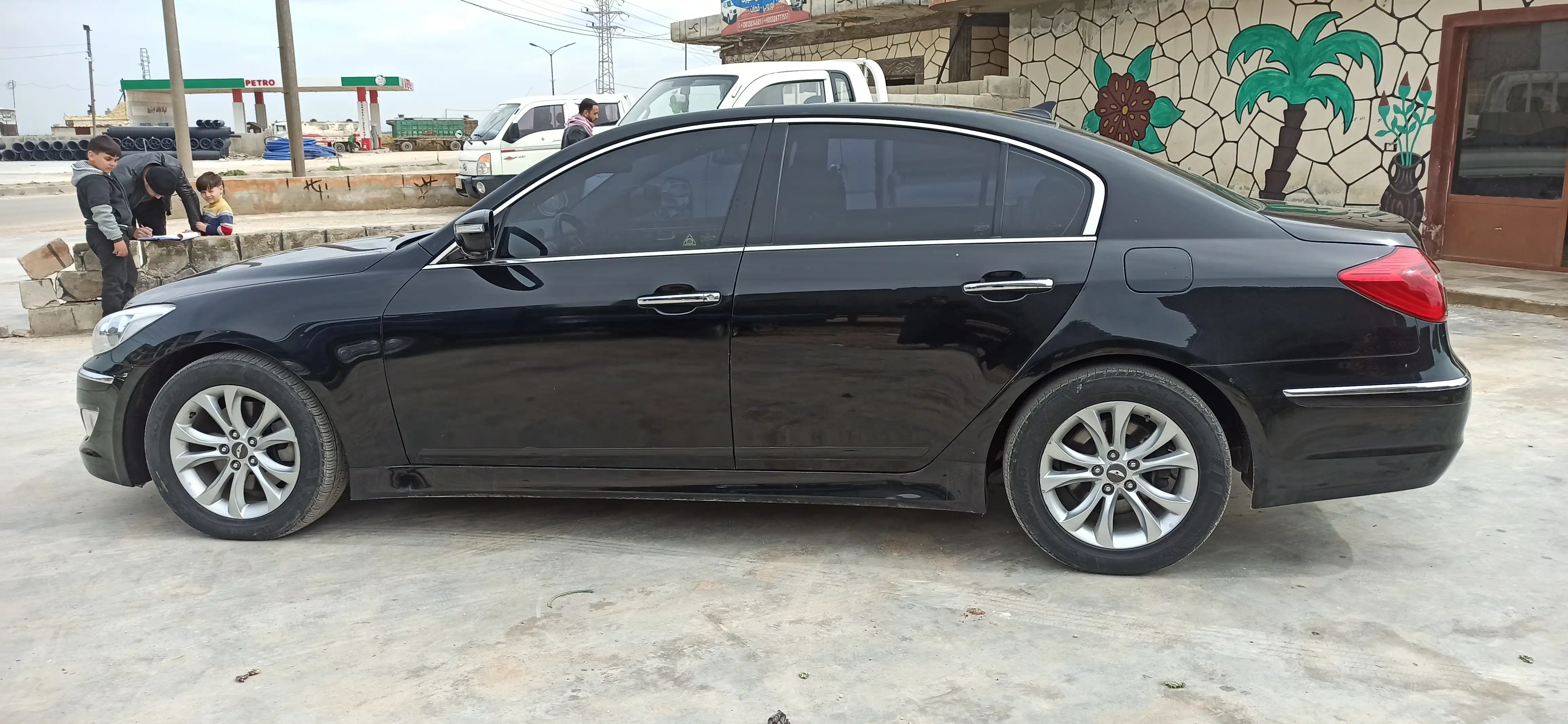 kilometrage car sale genesis bh 330 sedan used 2012 aleppo lj image